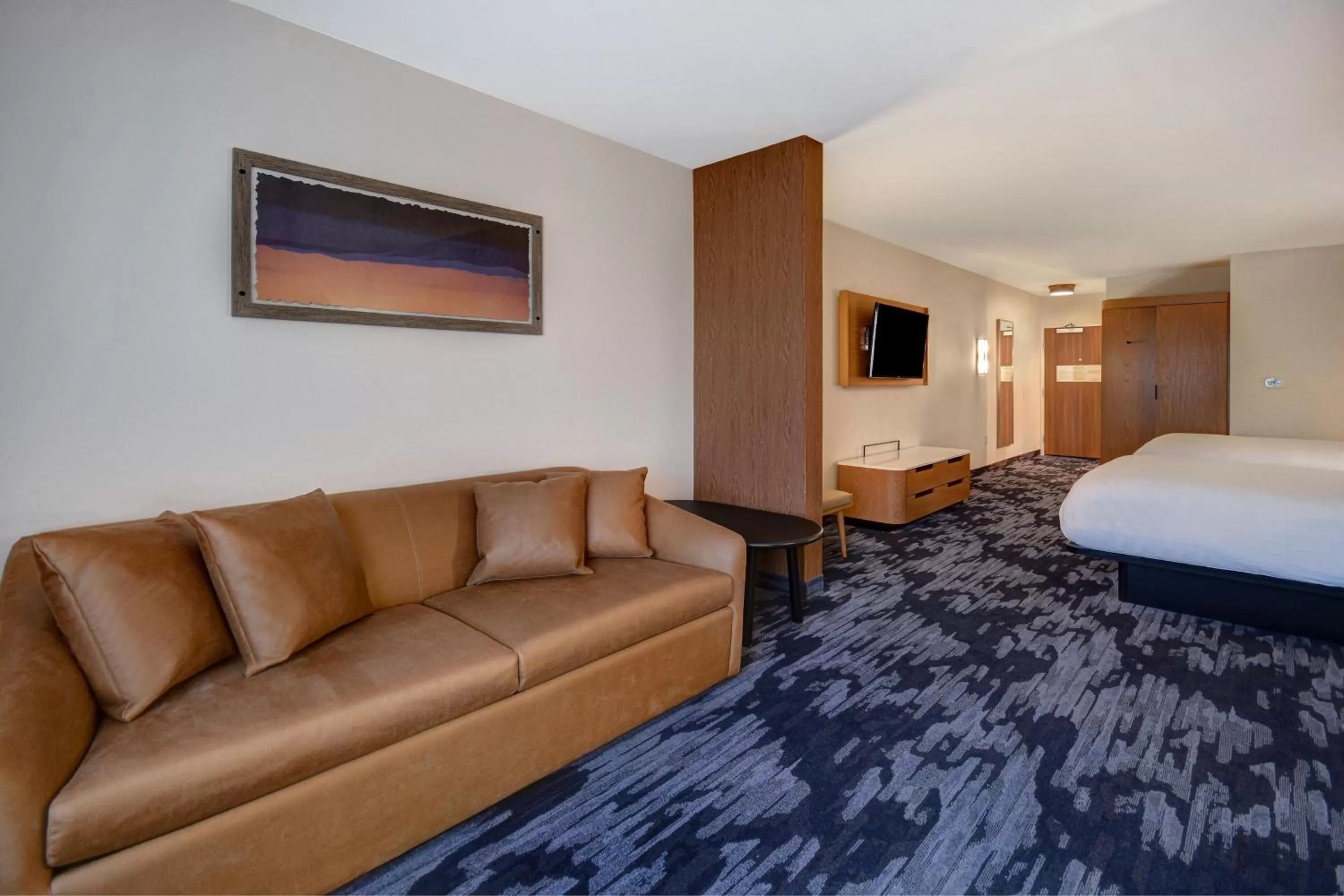 Photo of the whole room, Bed in Fairfield by Marriott Inn & Suites Grand Rapids Wyoming