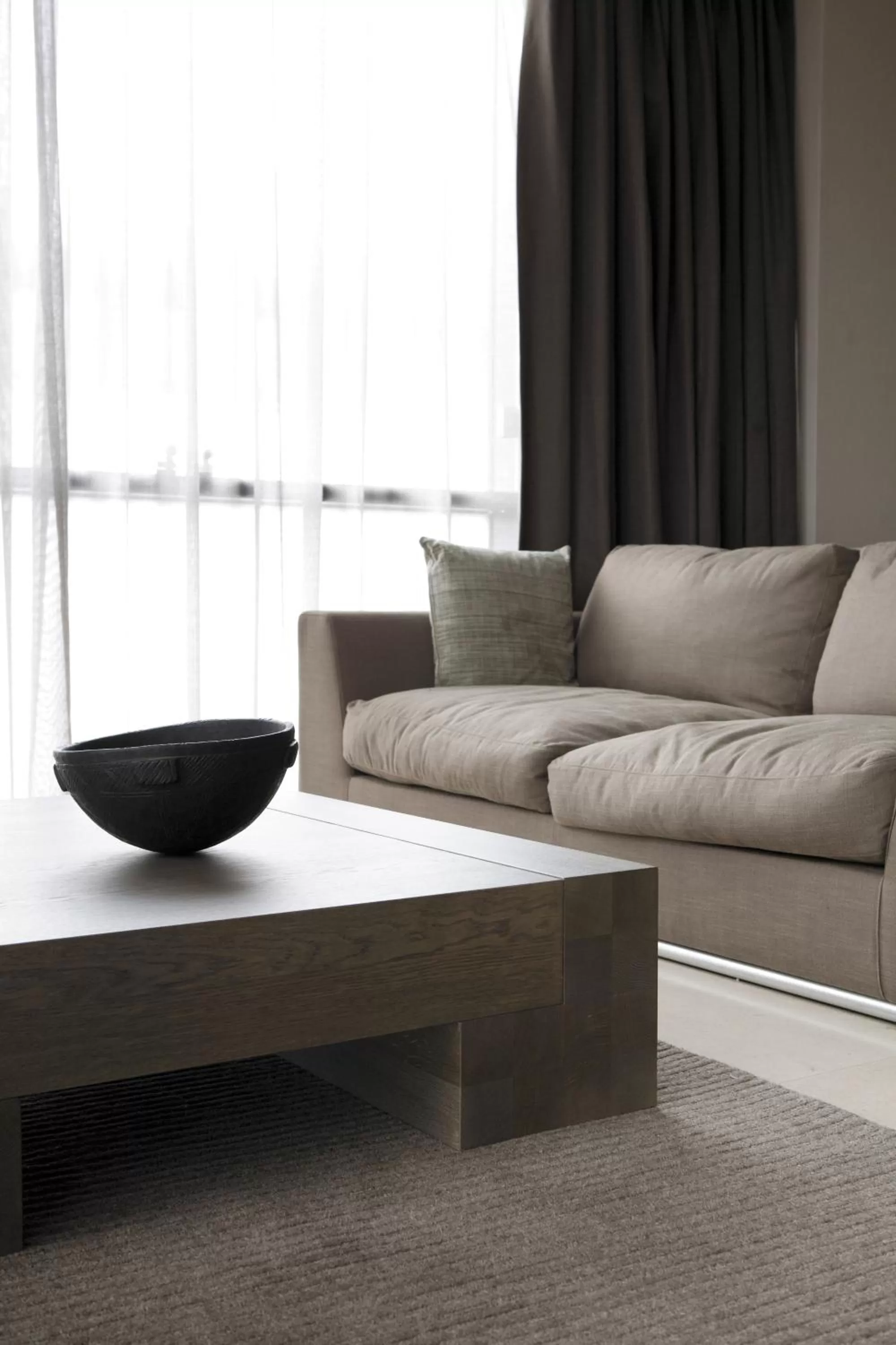 Living room in Radisson Blu Royal Hotel Dublin