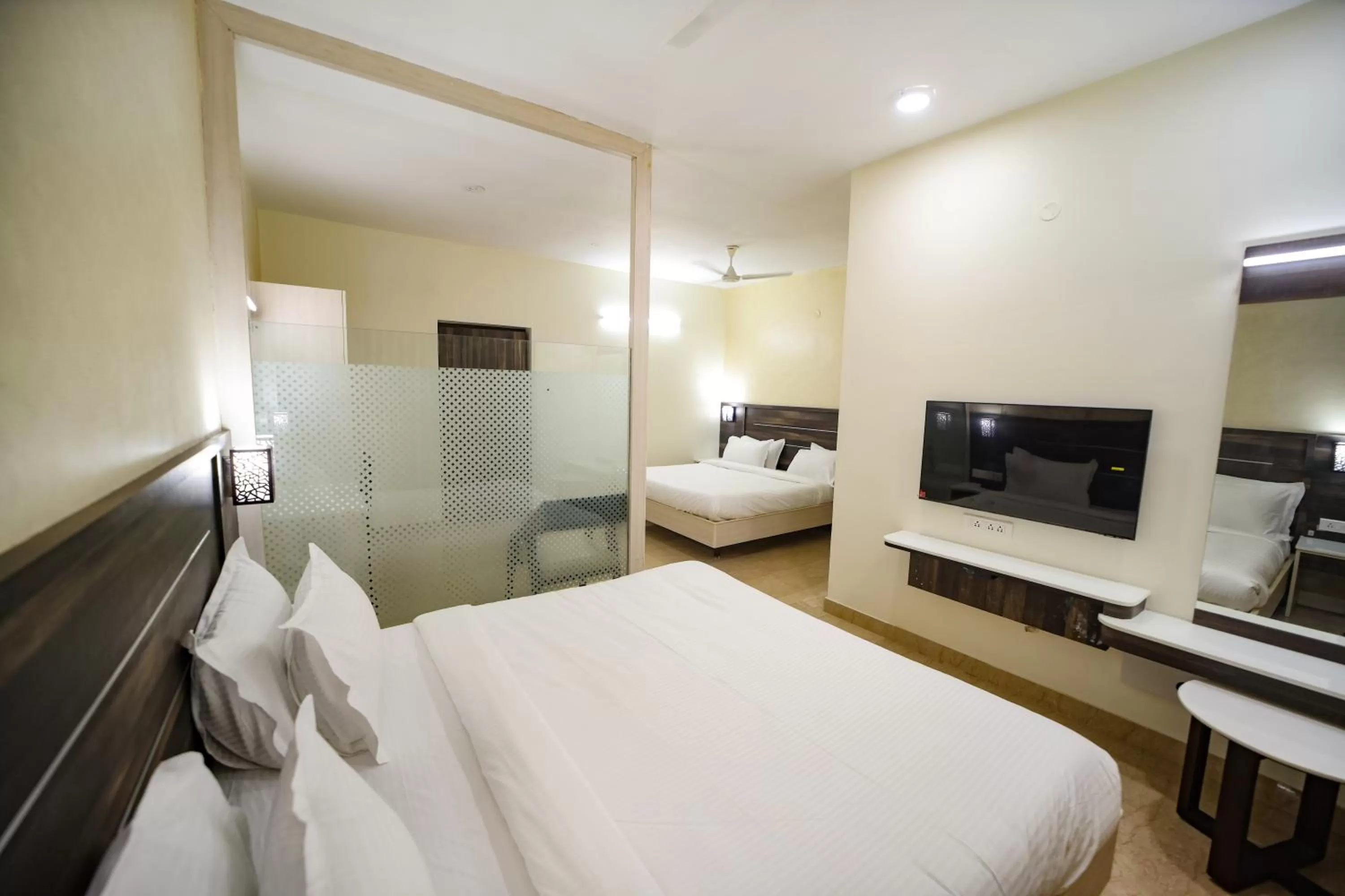 Photo of the whole room, Bed in Avenue 11 Premium Stays Madurai