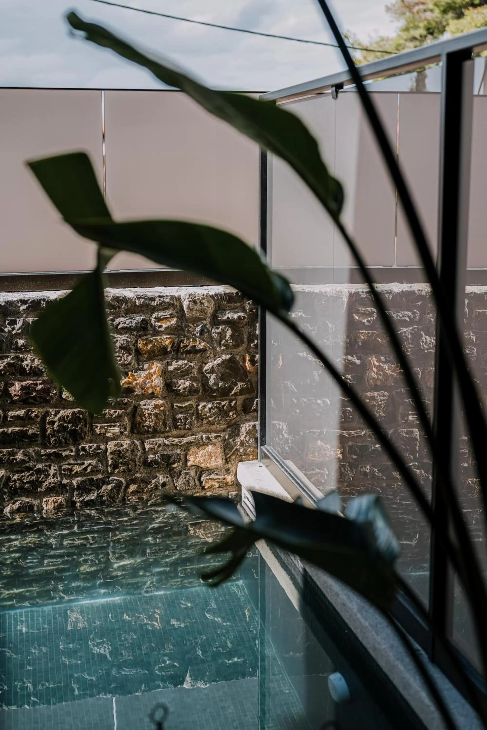 Swimming pool in Opal Executive Suites