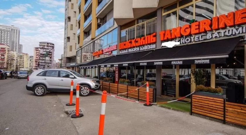 Restaurant/places to eat in PURE WELLNESS SEA-VIEW Beluga & Dolphin Luxury HOTEL apartments