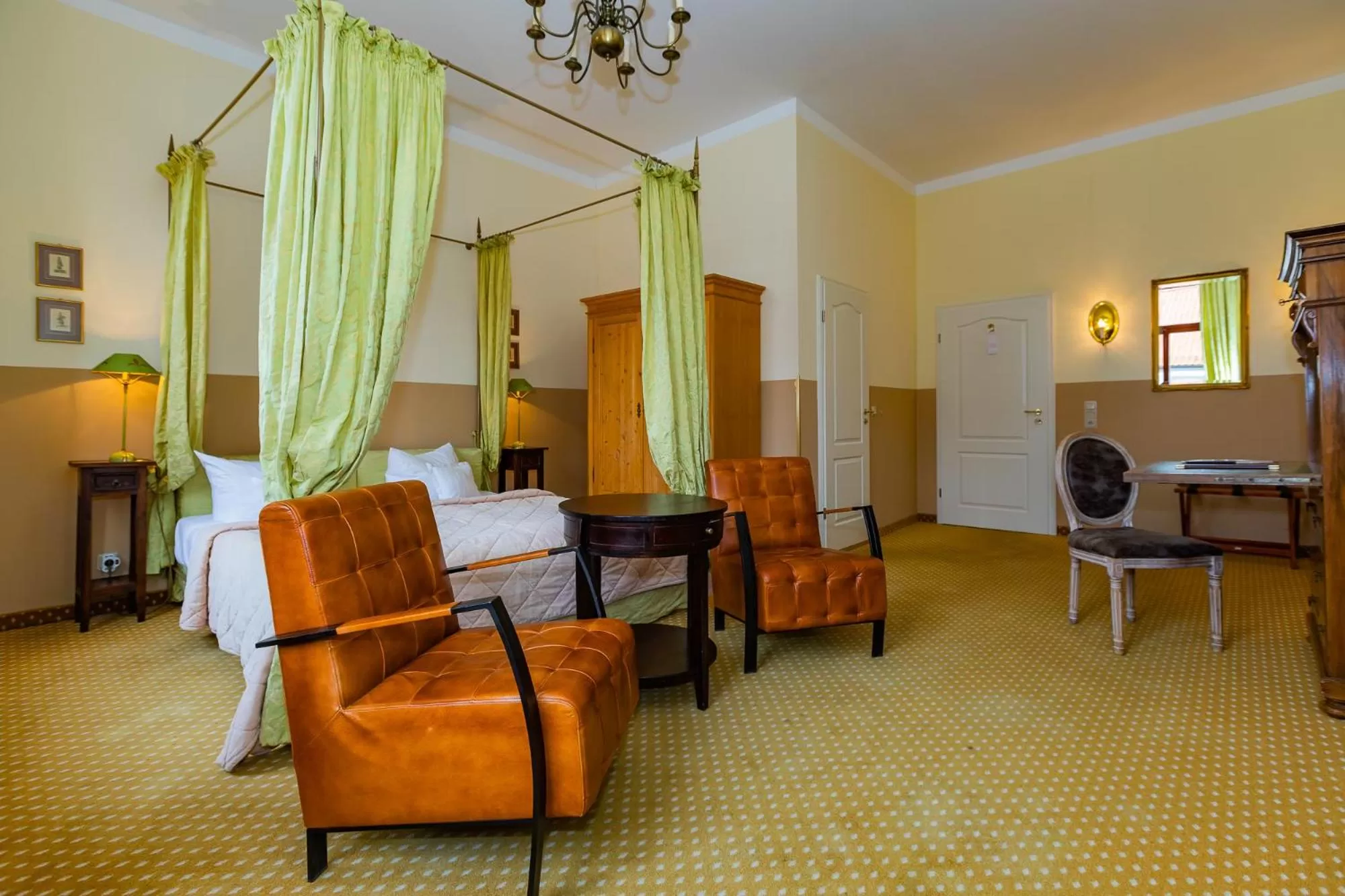 Photo of the whole room in Hotel Zum Bär