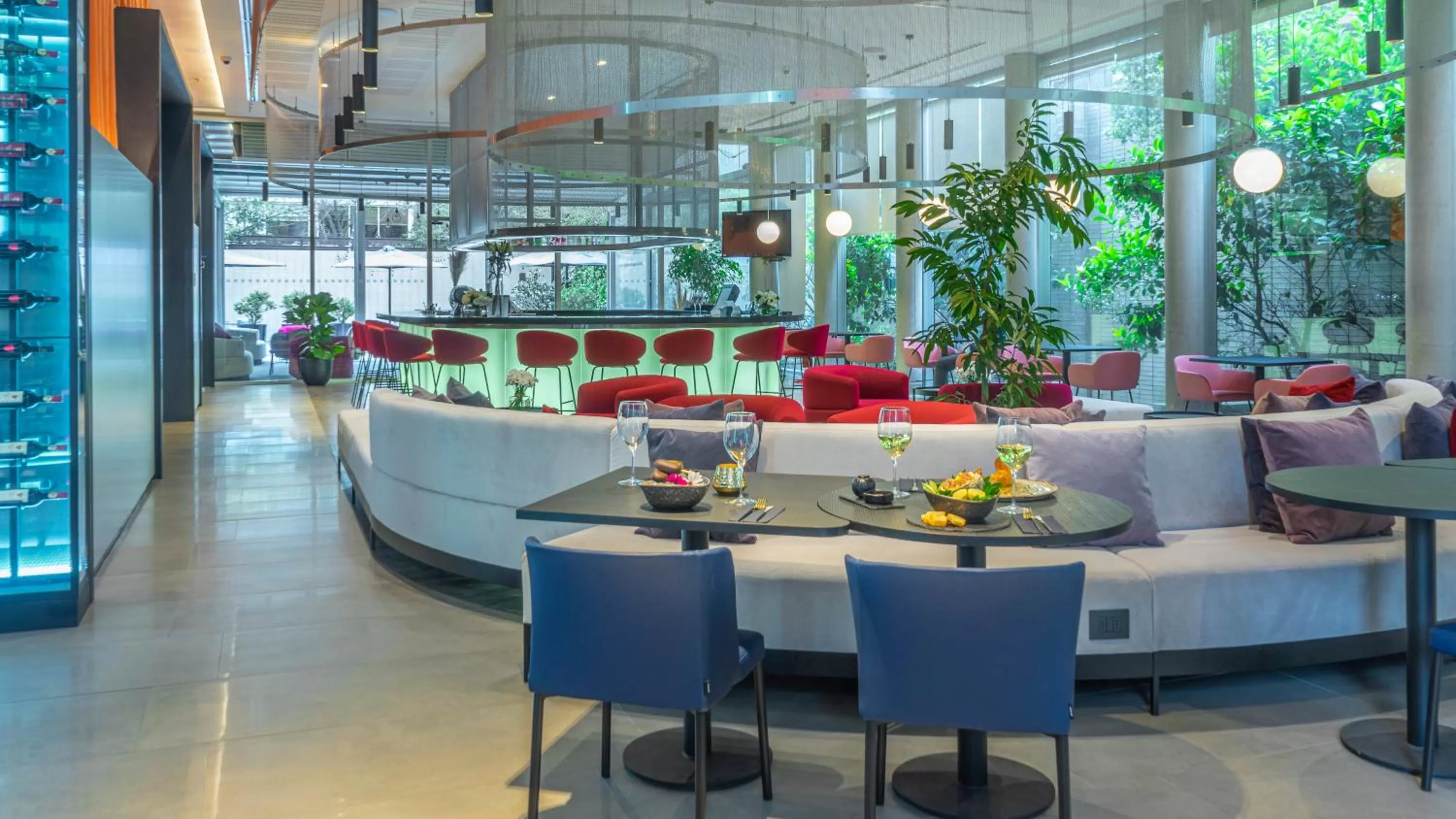 Restaurant/places to eat in Pullman Santiago Vitacura