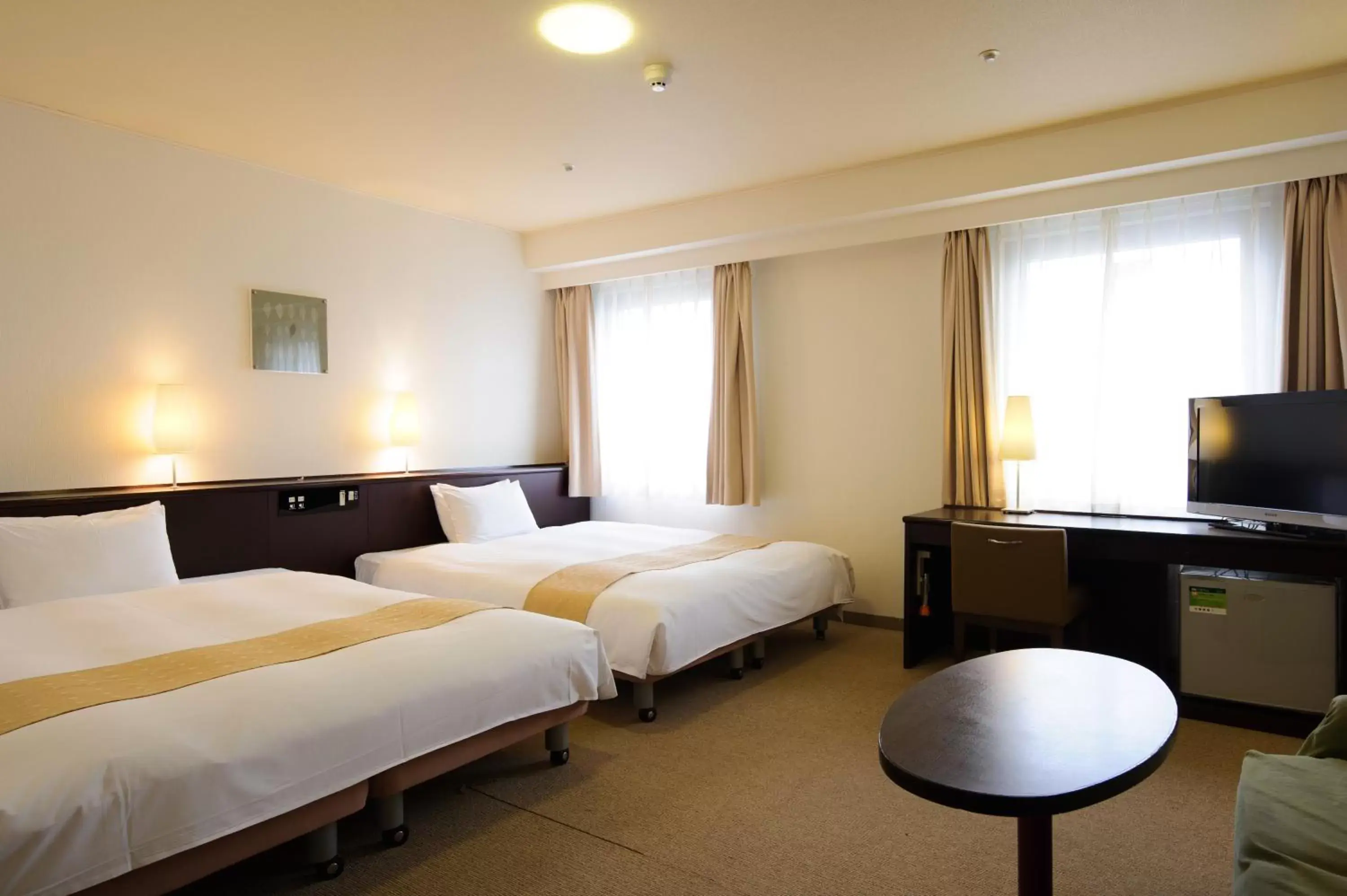 Premium Queen Room with Two Queen Beds - single occupancy - Smoking in Chisun Hotel Utsunomiya Premium Queen Room with Two Queen Beds - single occupancy - Smoking in Chisun Hotel Utsunomiya