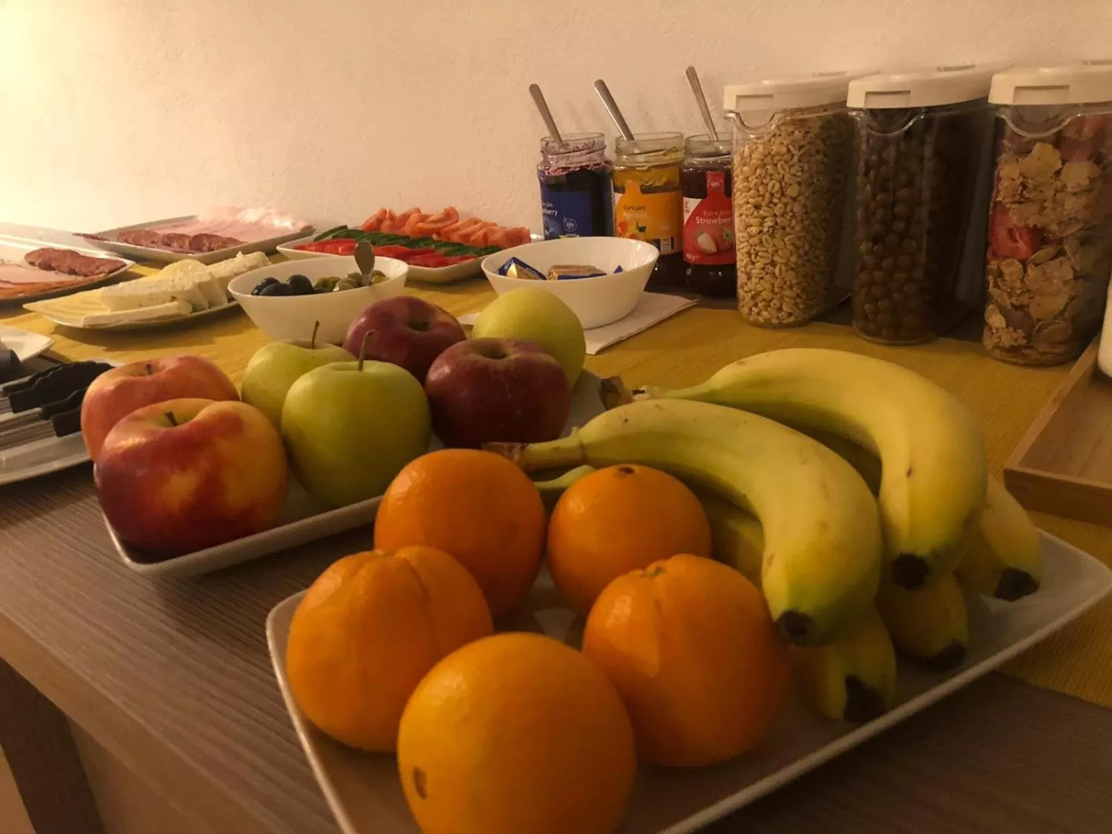 Breakfast, Food in The Top House