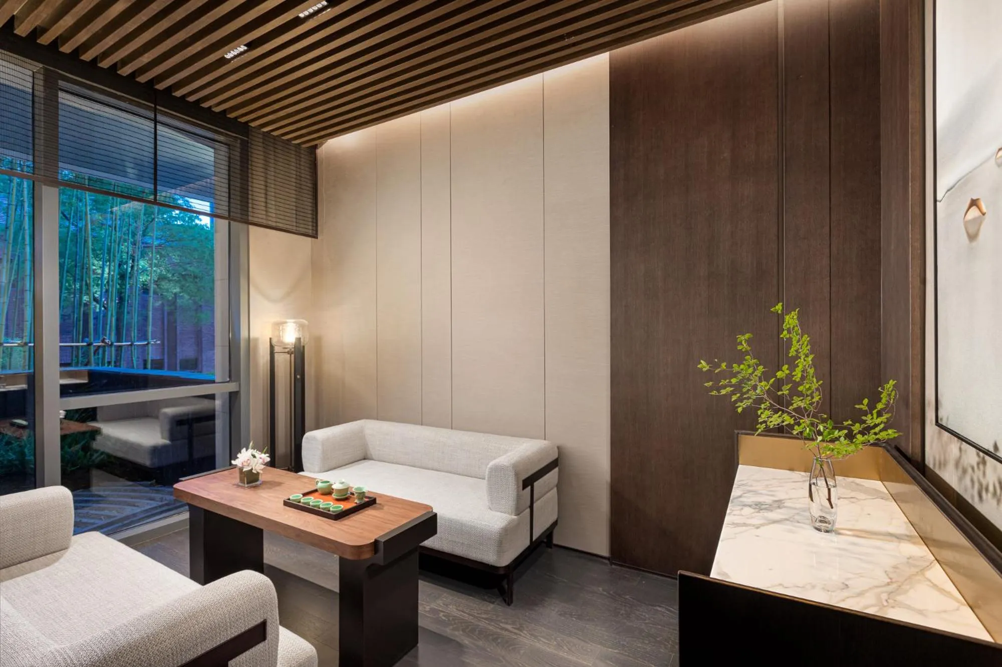 Restaurant/places to eat in HUALUXE Shanghai Changfeng Park - Park Lake View