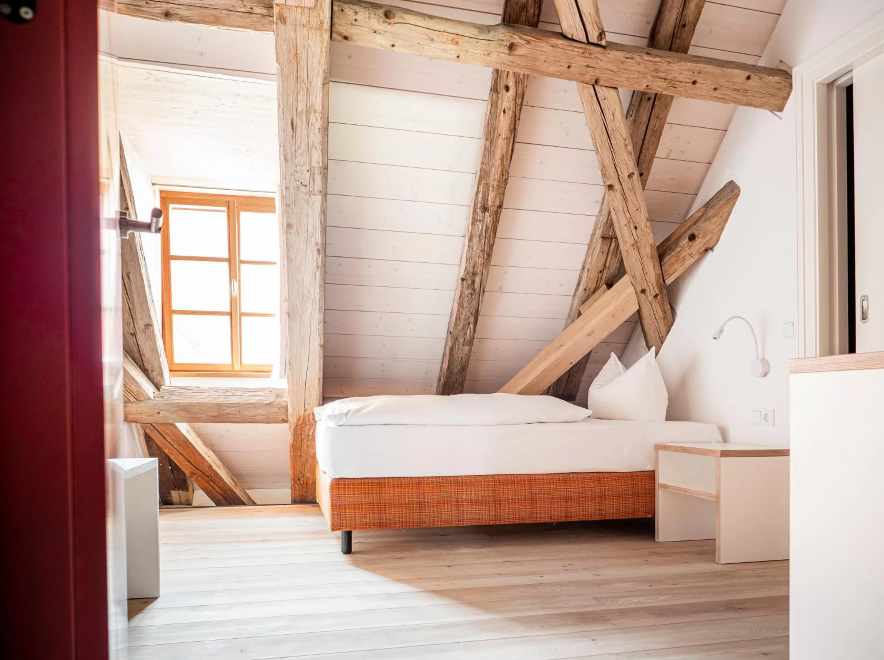 Bed in Post Berching