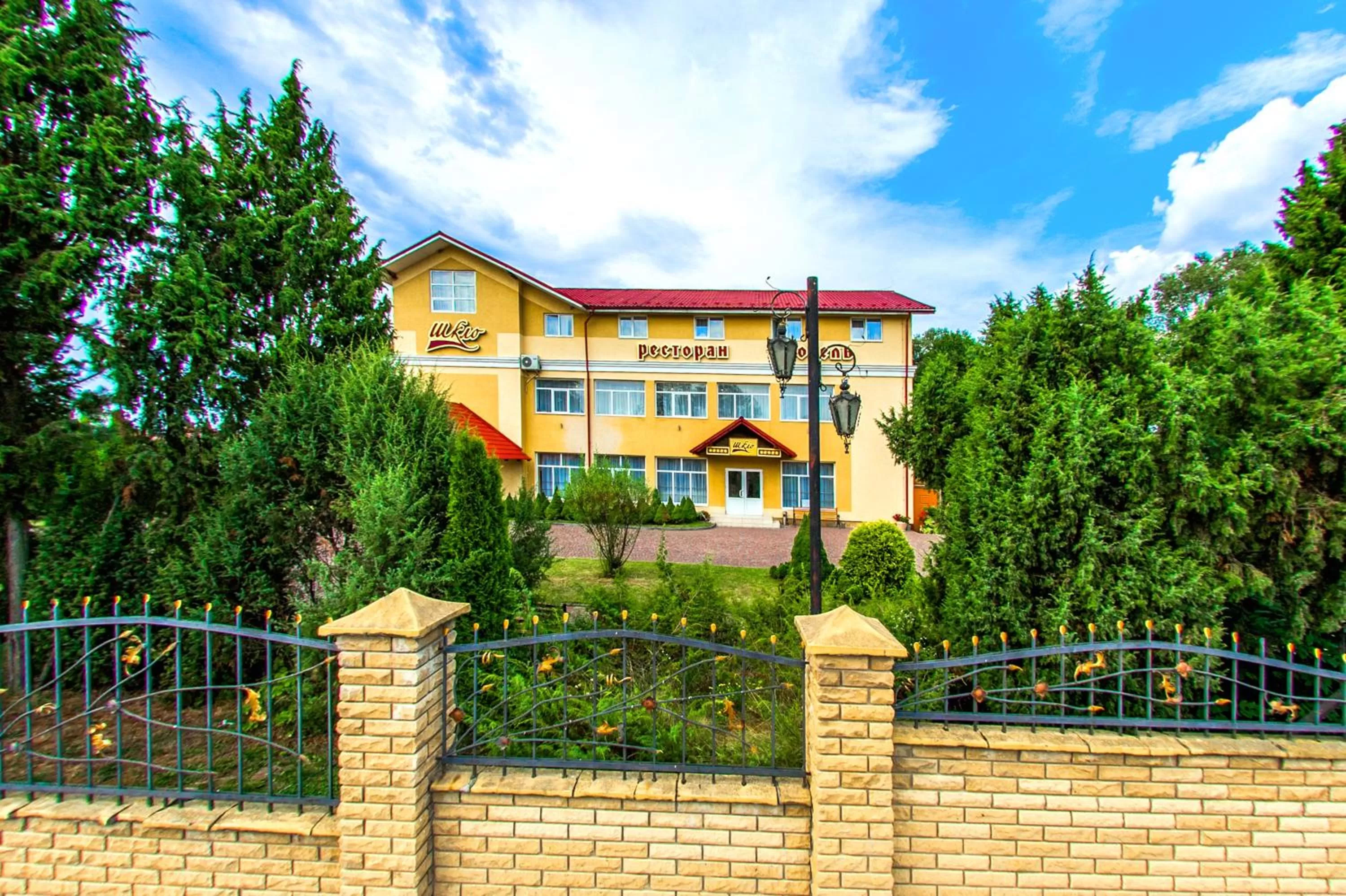 Property Building in Shklo Motel