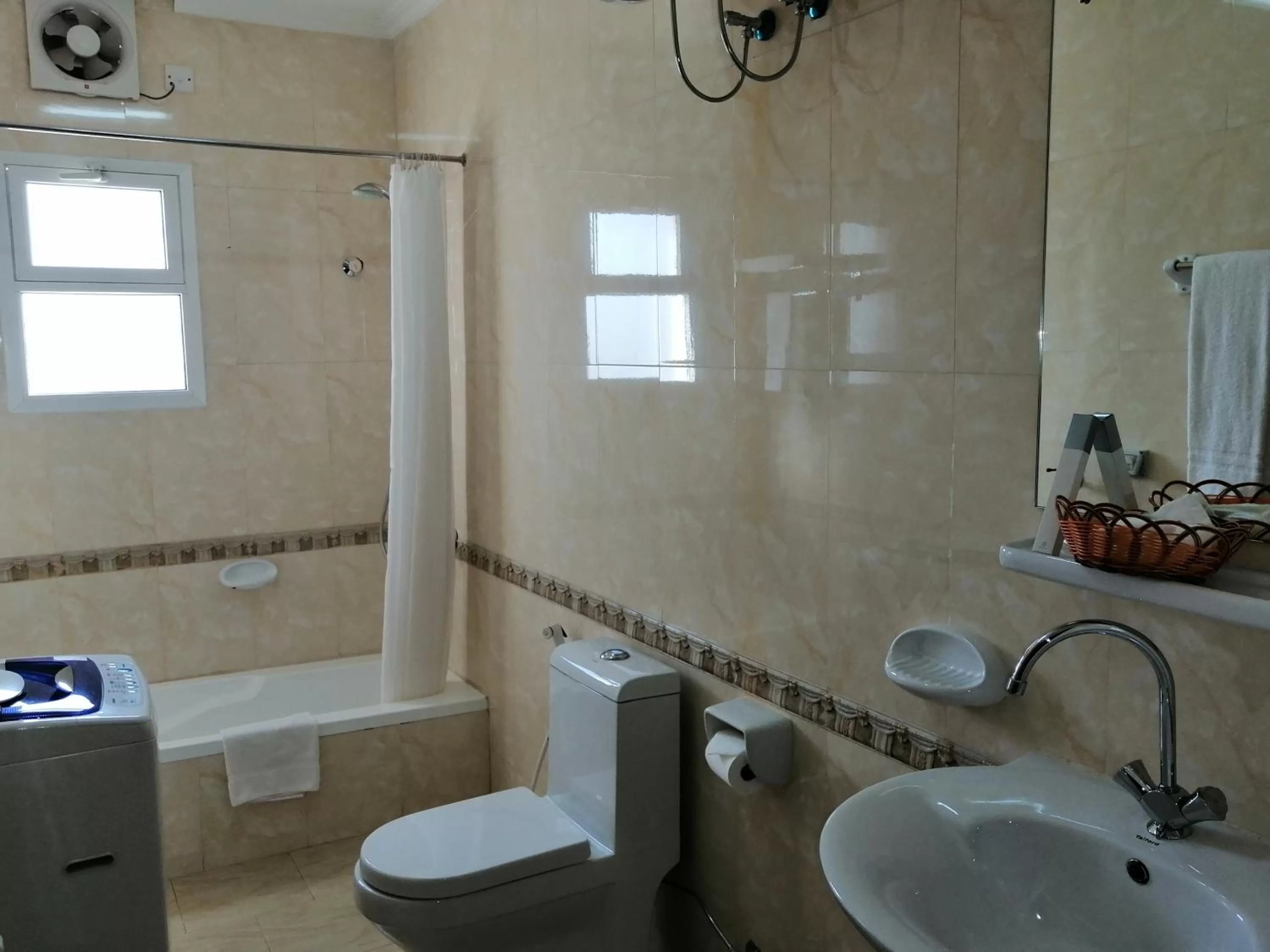 Bathroom in Nizwa Hotel Apartments