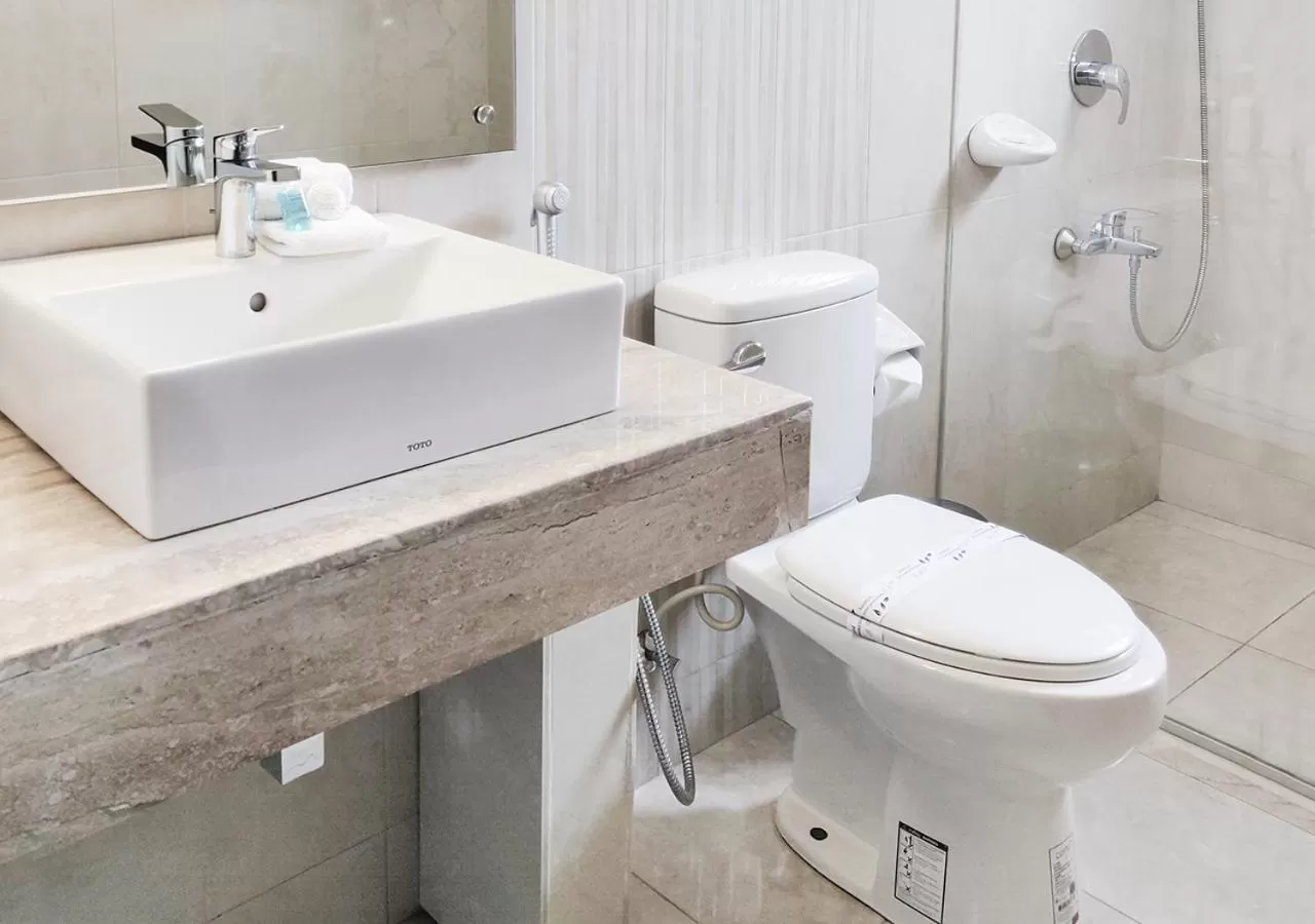 Bathroom in Jatra Flagship Dhaka Lake View