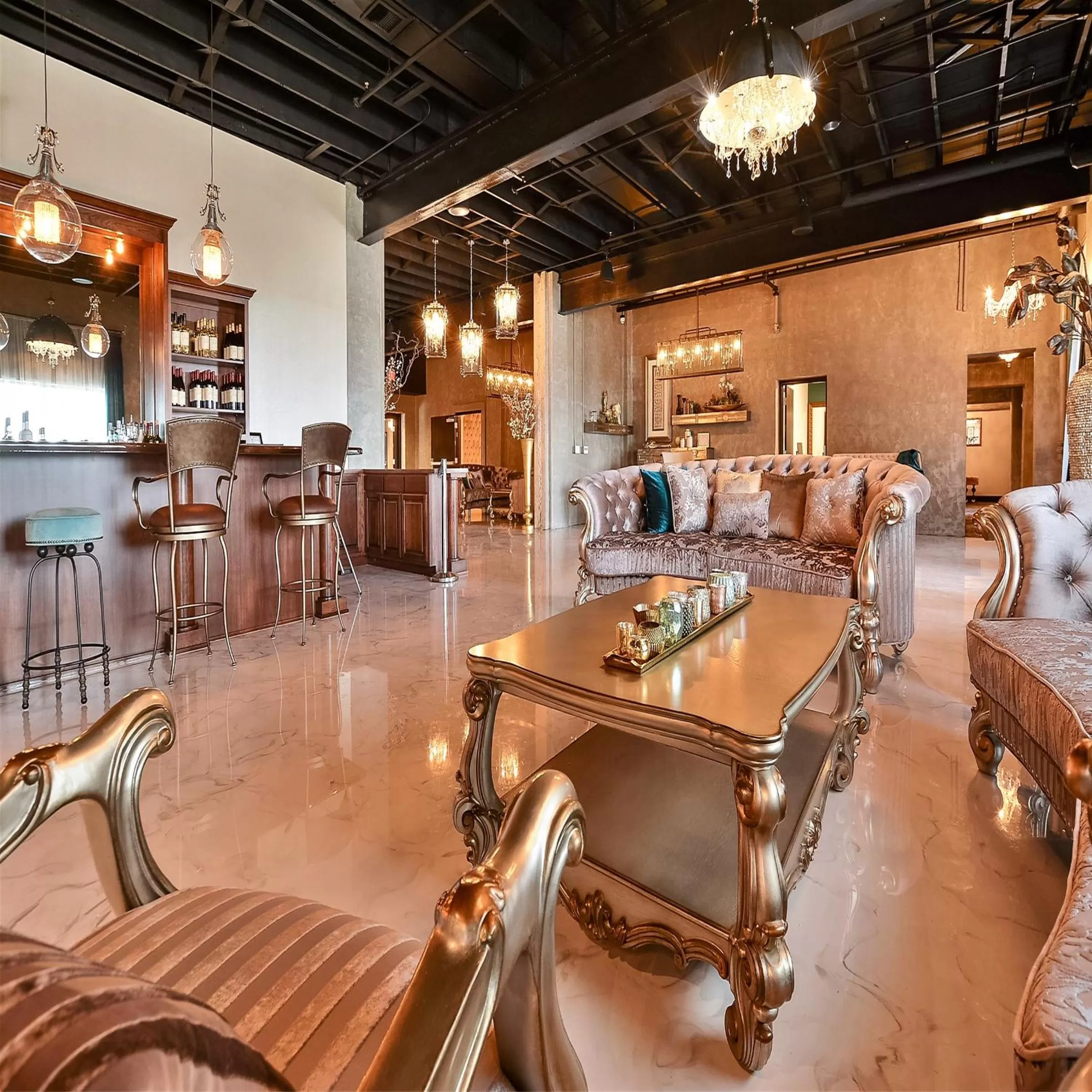 Communal lounge/ TV room in Hotel 21