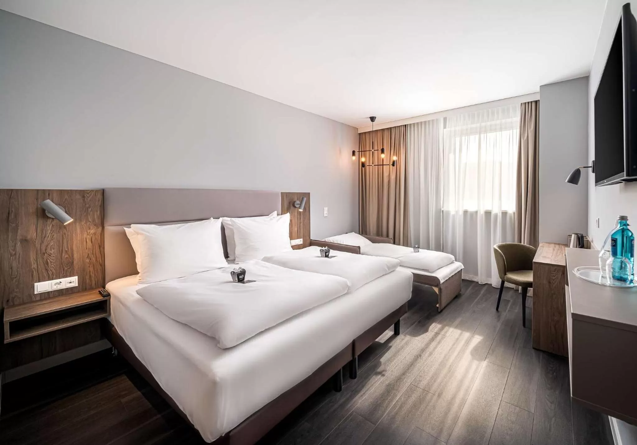 Bedroom, Bed in elaya hotel oberhausen