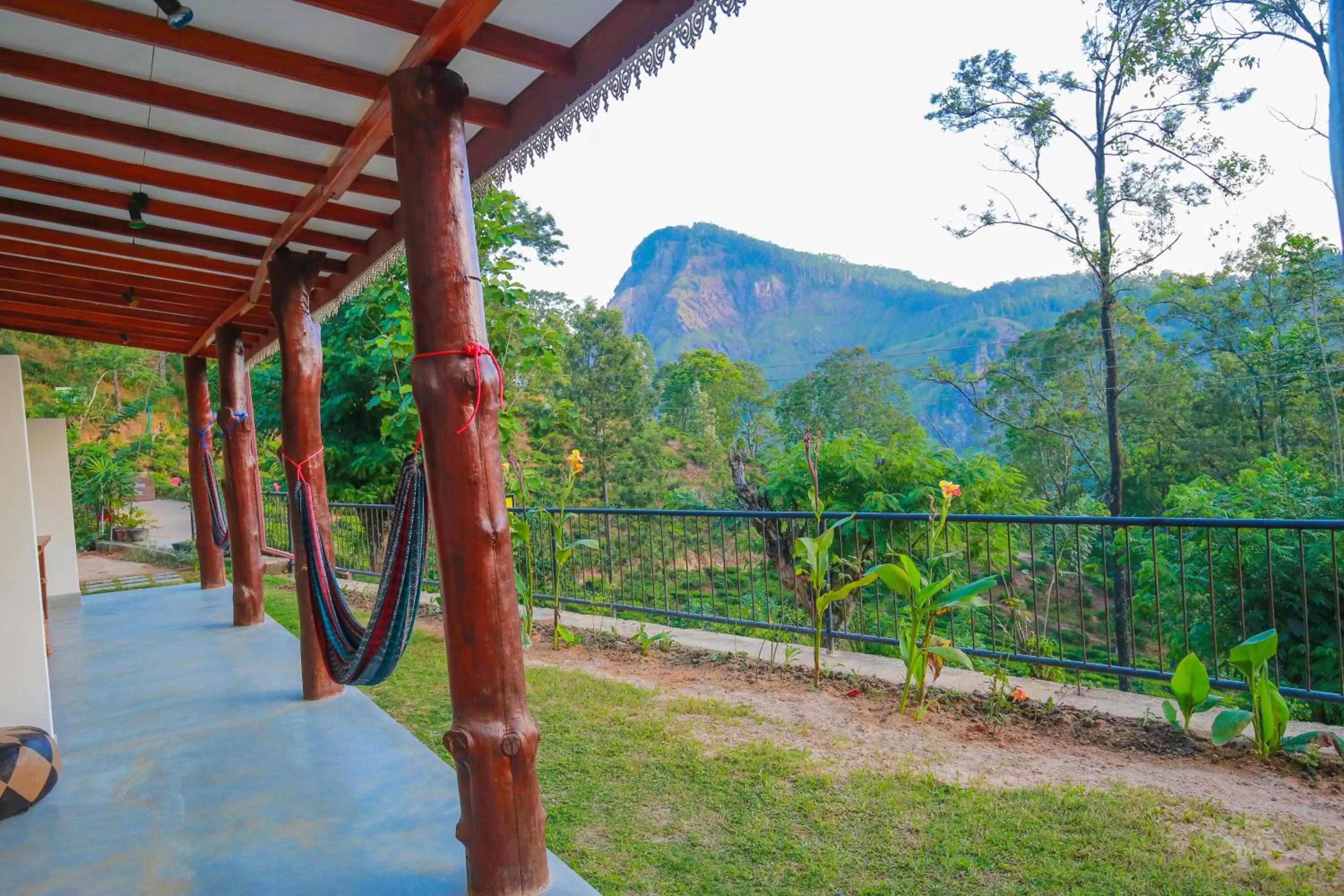 Balcony/Terrace, Mountain View in The Chillout Ella