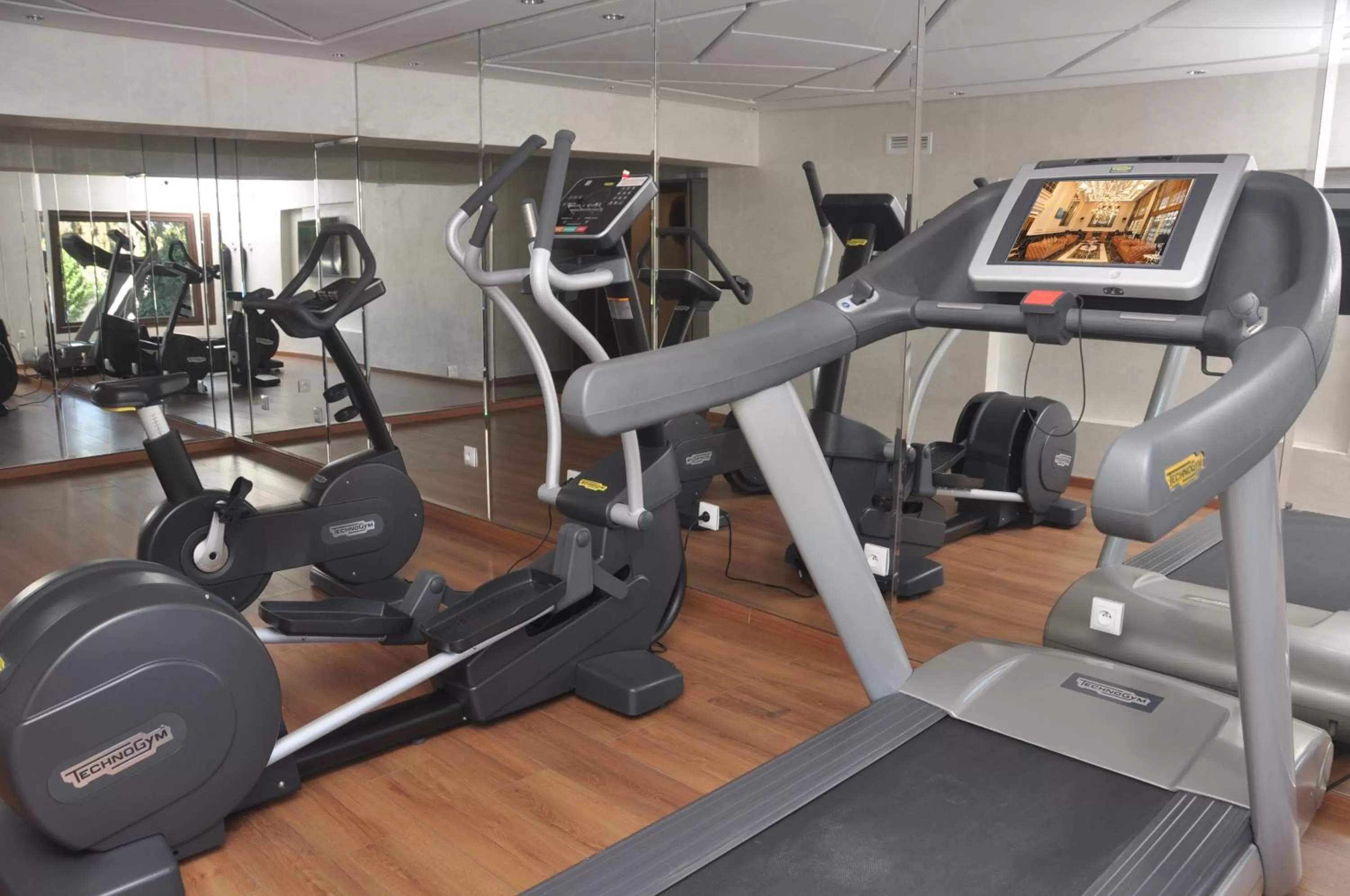 Fitness centre/facilities in Suite Hotel Casa Diamond