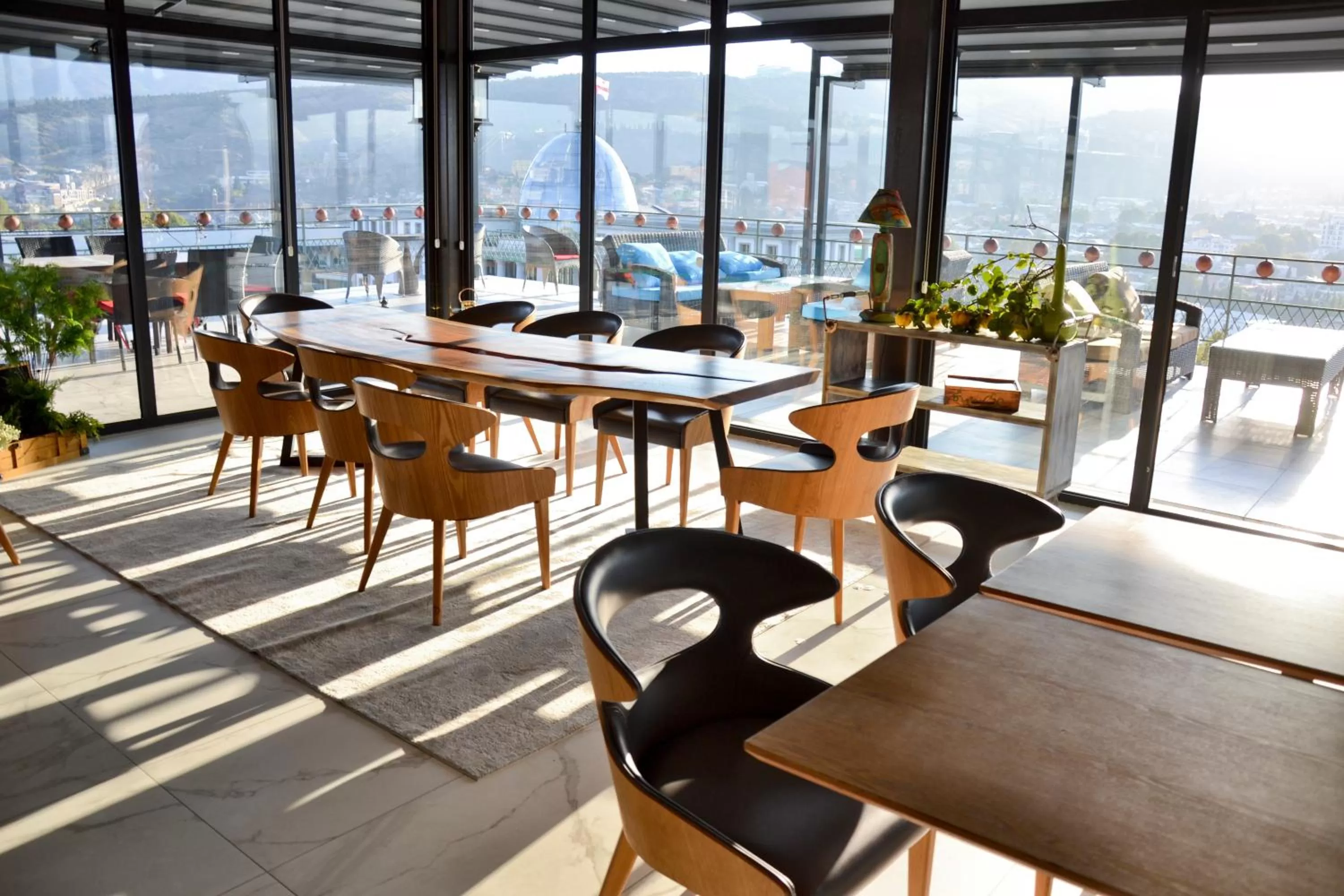 Restaurant/places to eat in Brim Hotel