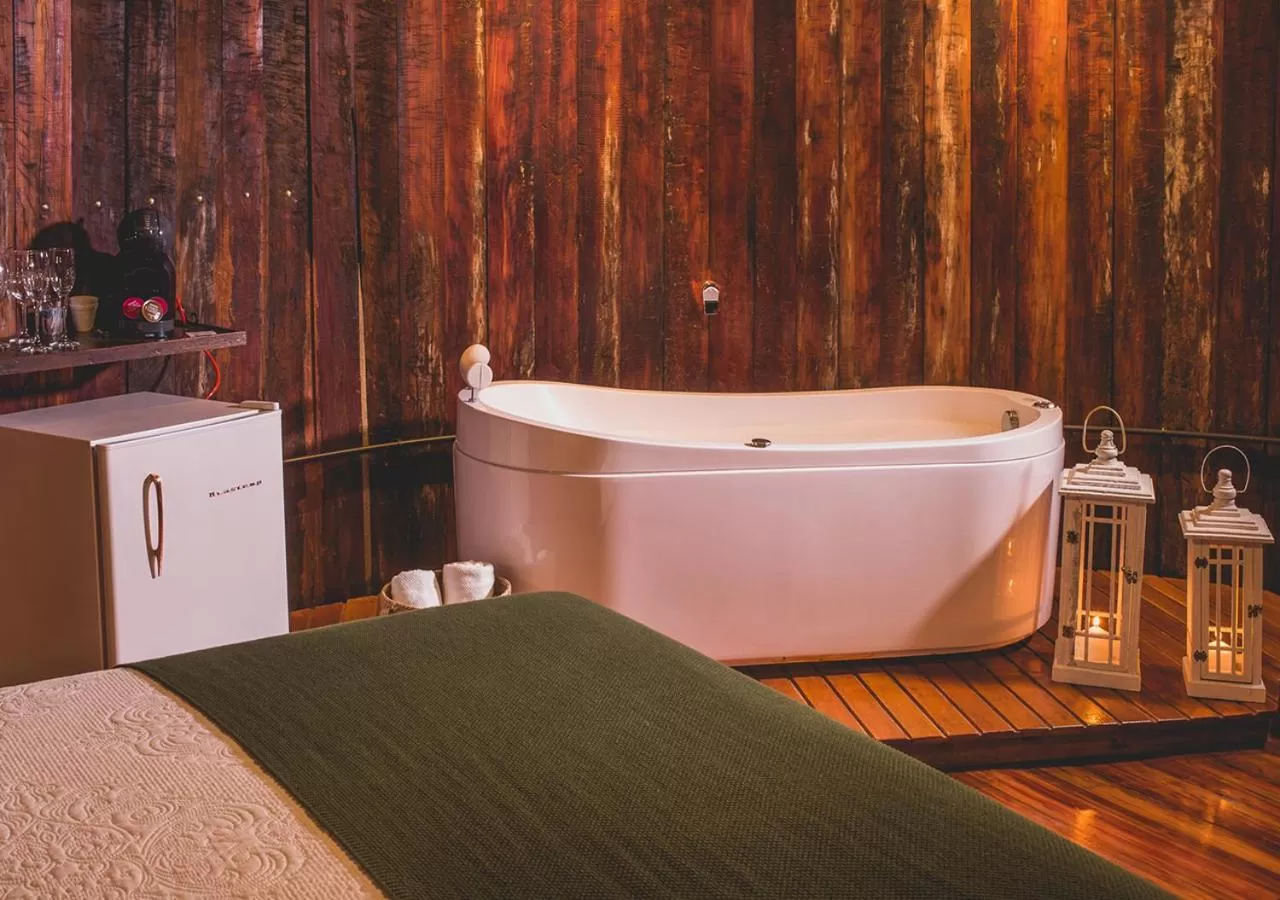 Hot Tub in Pipas do Vale - Vale dos Vinhedos