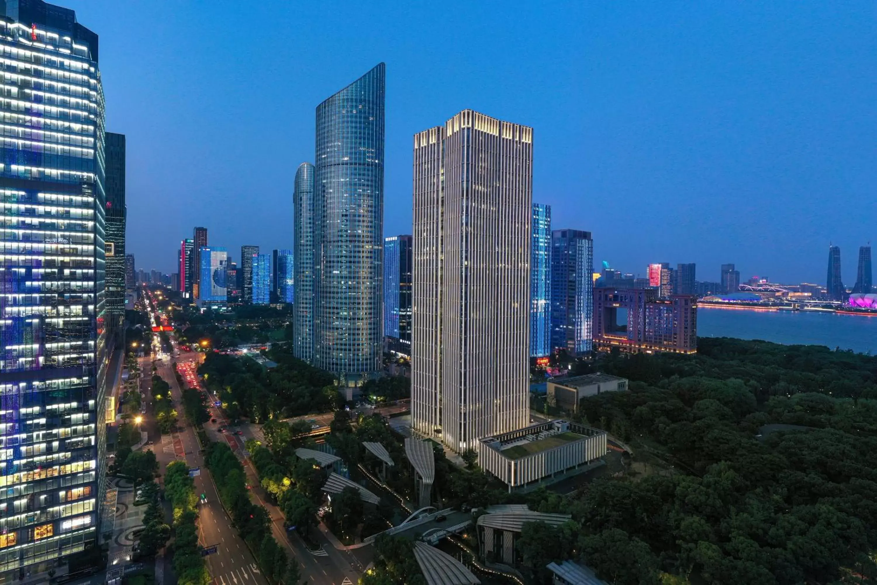 Guest Room, Guest room, 2 Double, City view in Courtyard by Marriott Hangzhou Qianjiang Guest Room, Guest room, 2 Double, City view in Courtyard by Marriott Hangzhou Qianjiang
