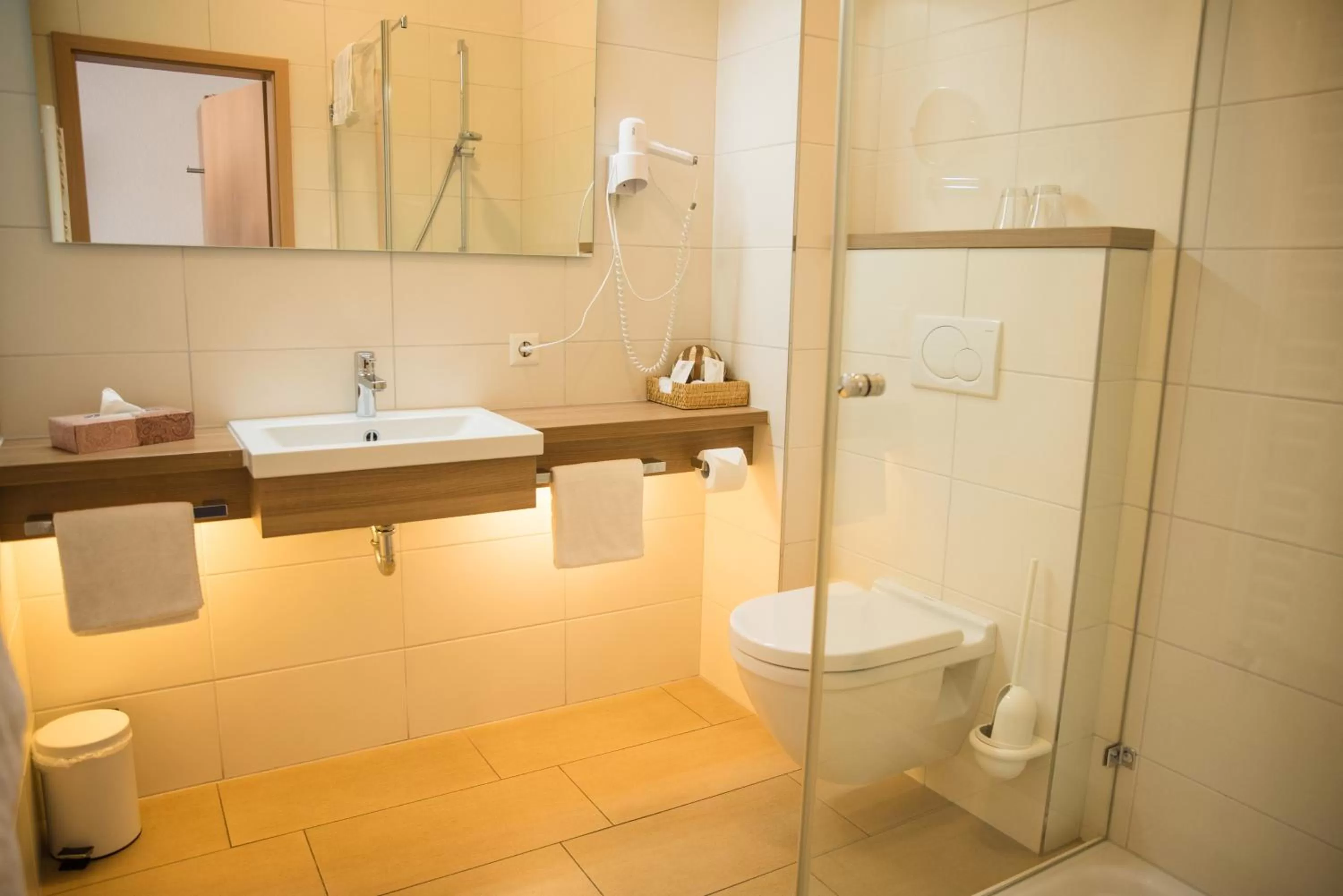 Bathroom in Hotel Heilemann