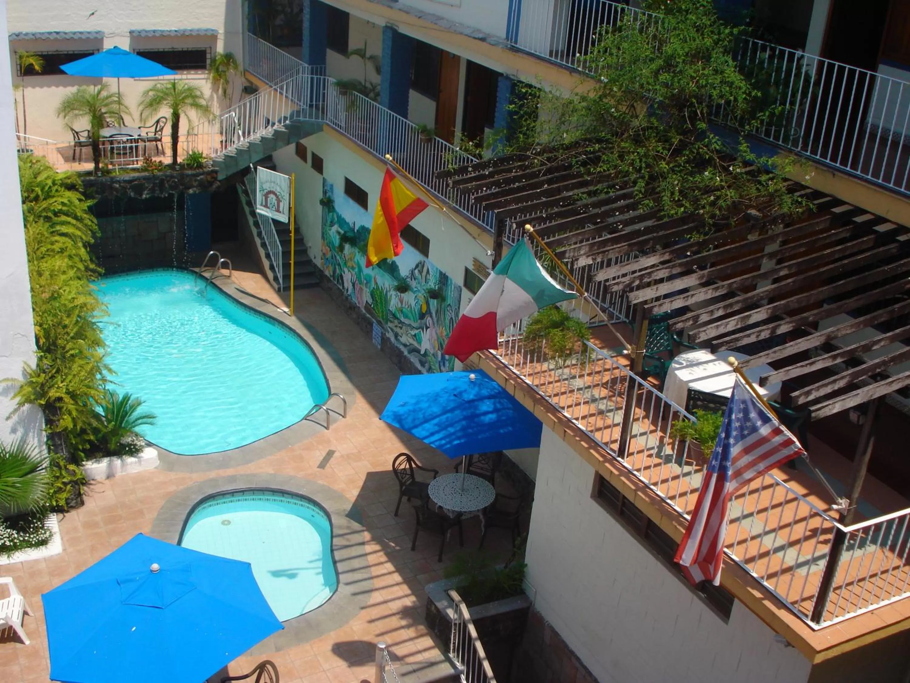 Swimming pool in Arcos hotel