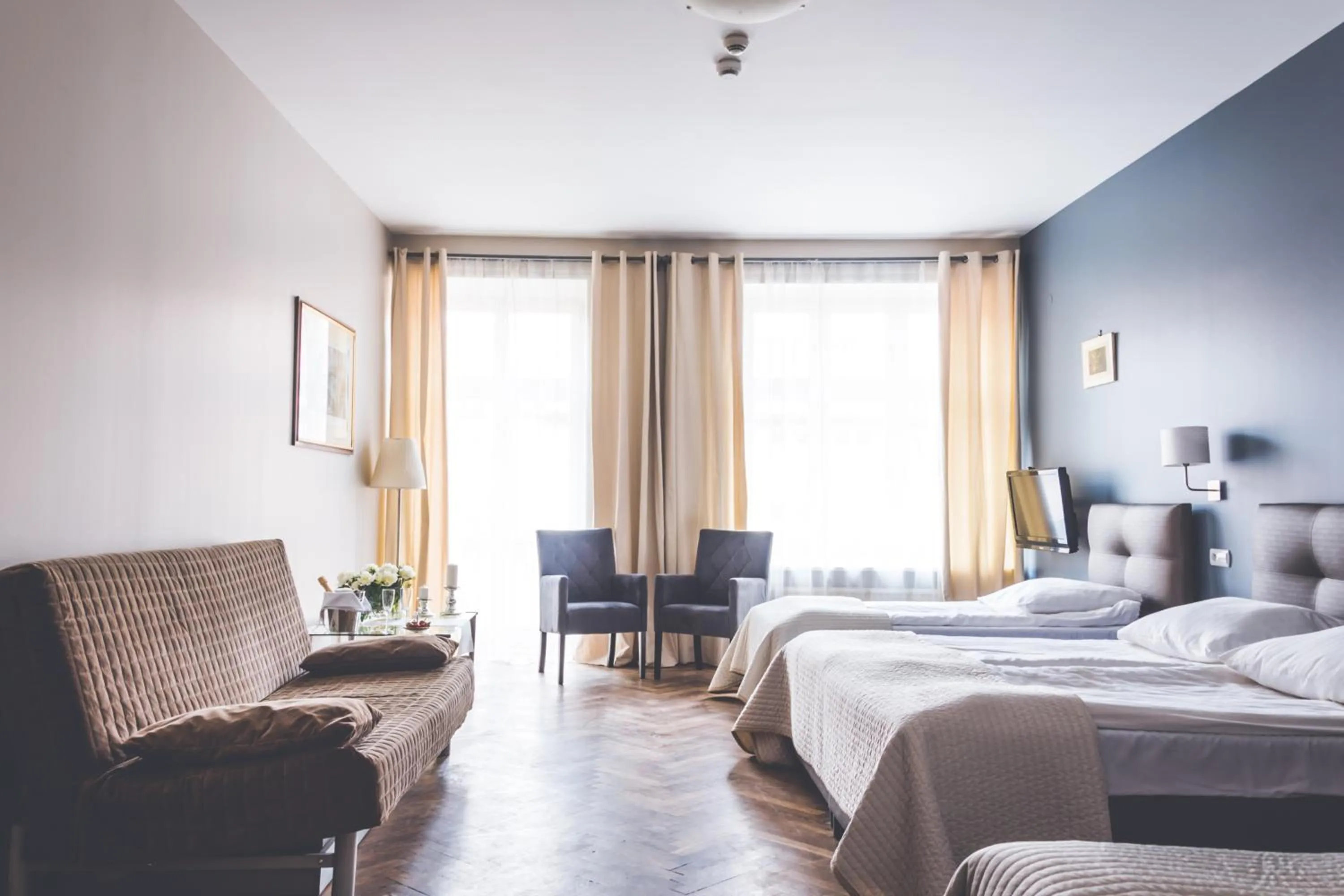 Photo of the whole room, Bed in Hotel Floryan Old Town