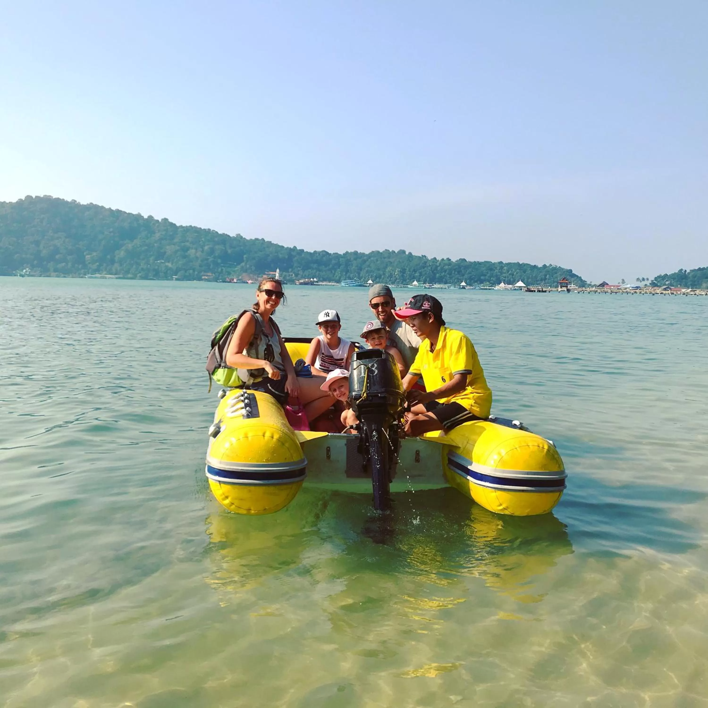 Snorkeling, Canoeing in Indie Beach Bungalows