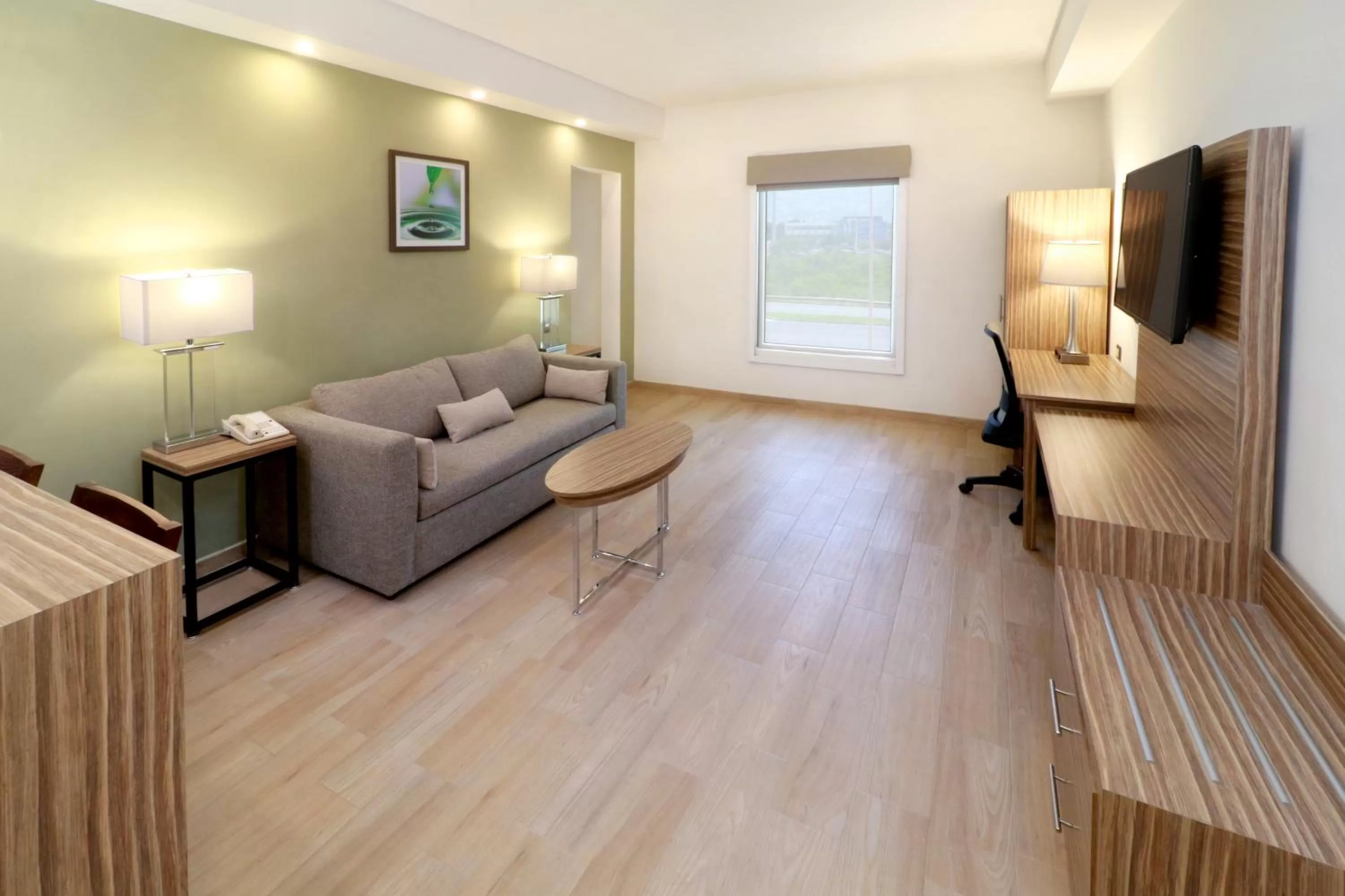 Living room in Wyndham Garden Monterrey Valle Real