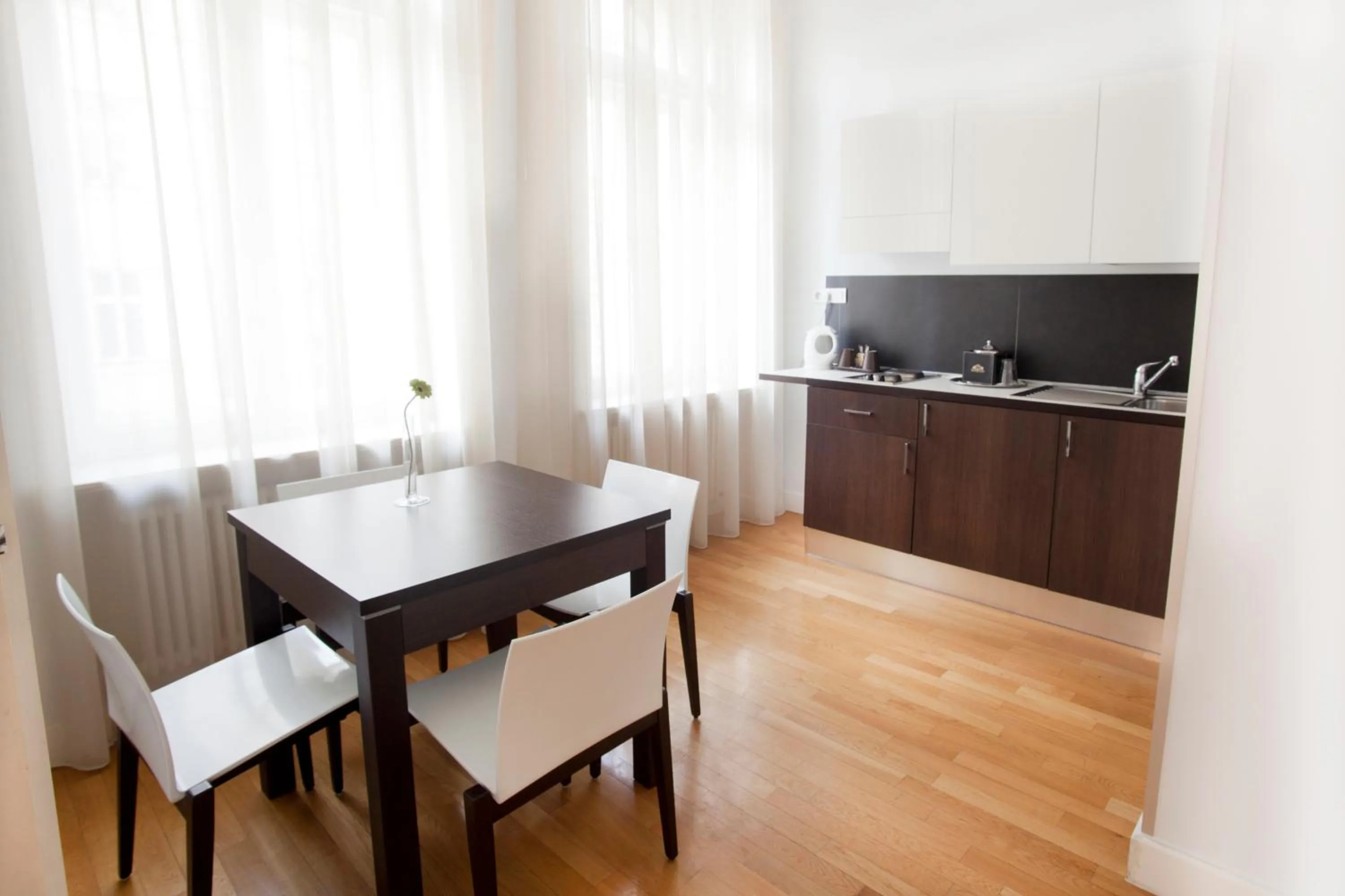 Kitchen or kitchenette in Deminka Palace