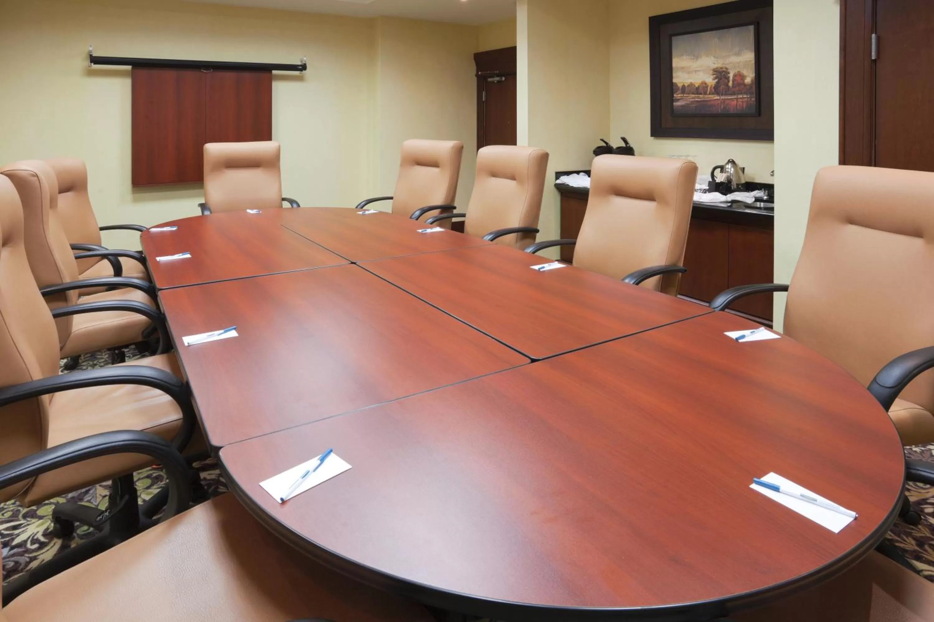 Meeting/conference room in Staybridge Suites Guelph by IHG