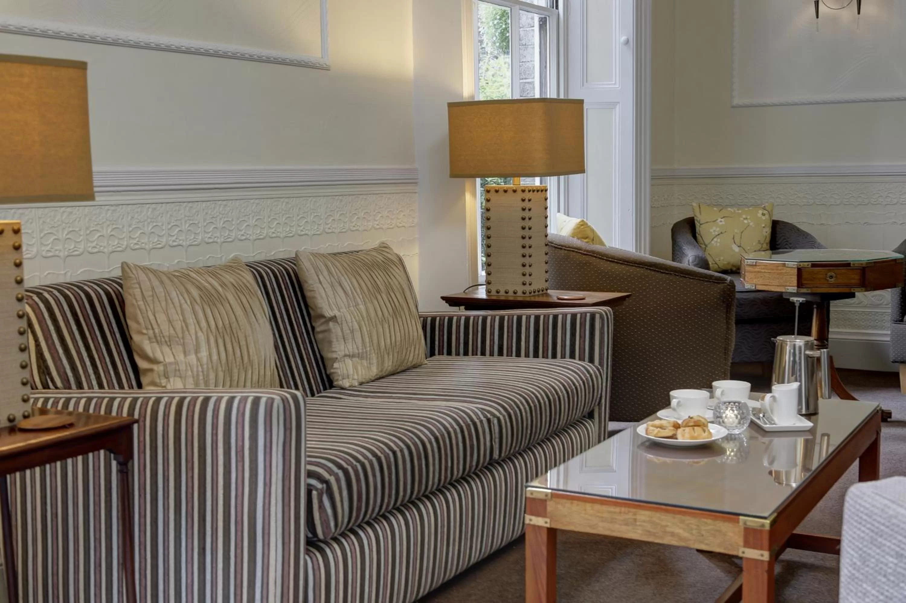 Lounge or bar in Best Western Annesley House Hotel