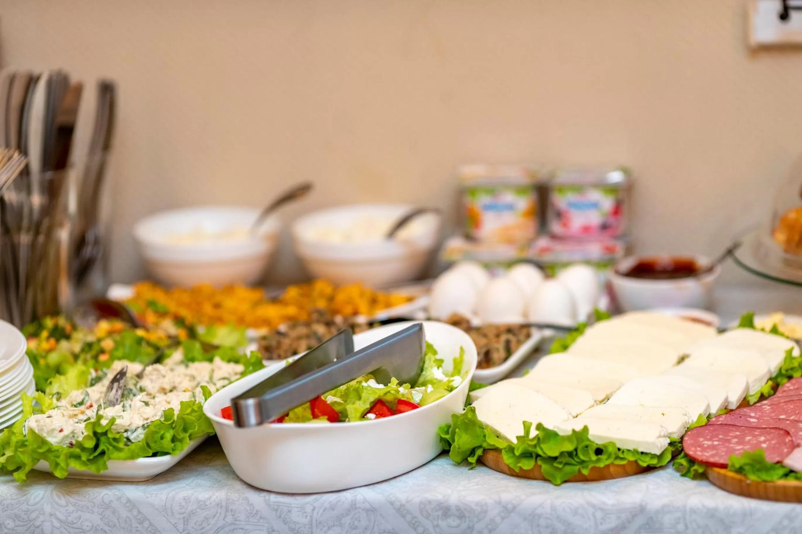 Continental breakfast, Food in Hotello