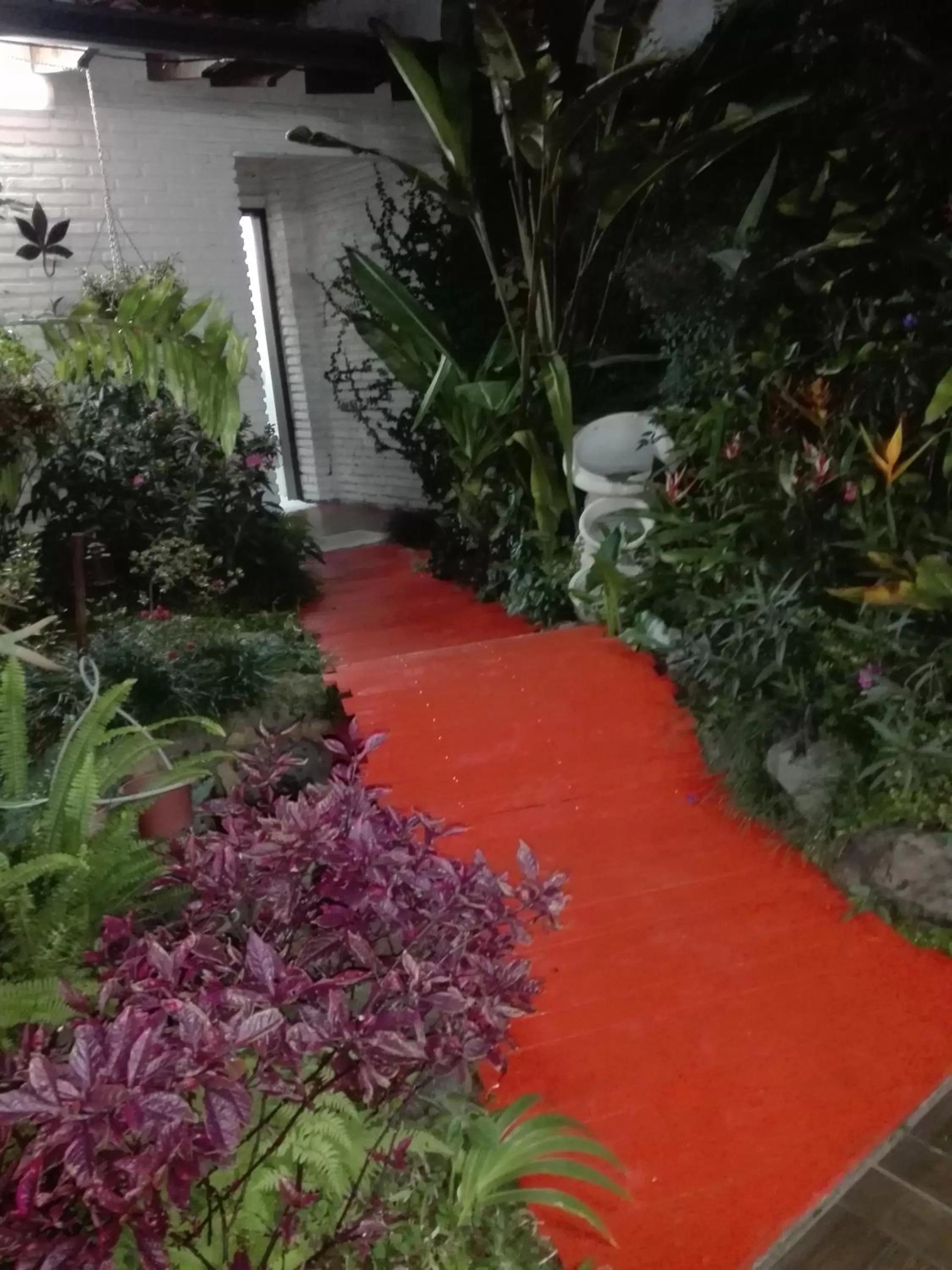 Garden in Granados B&B