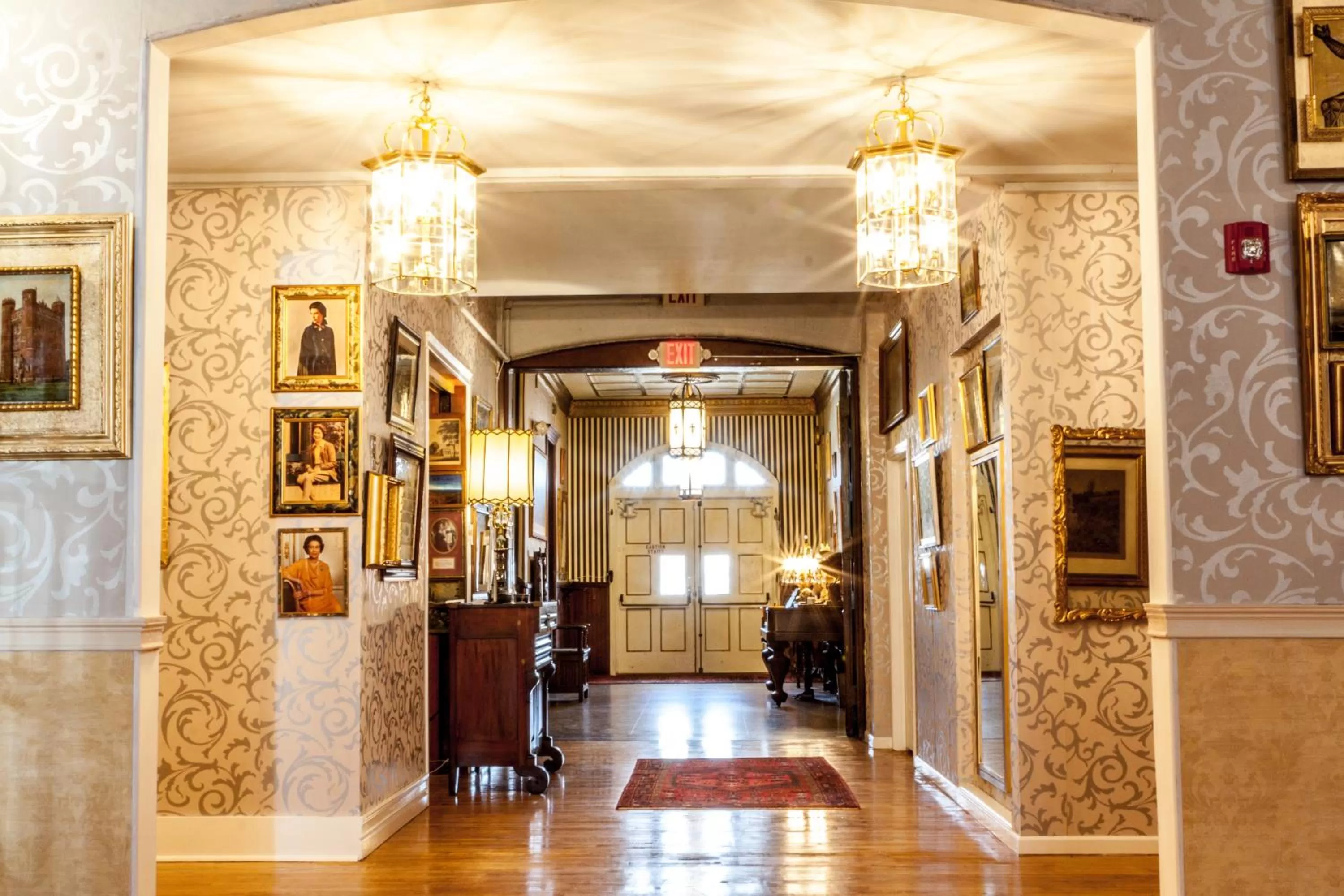 Lobby or reception in Amsterdam Castle NY