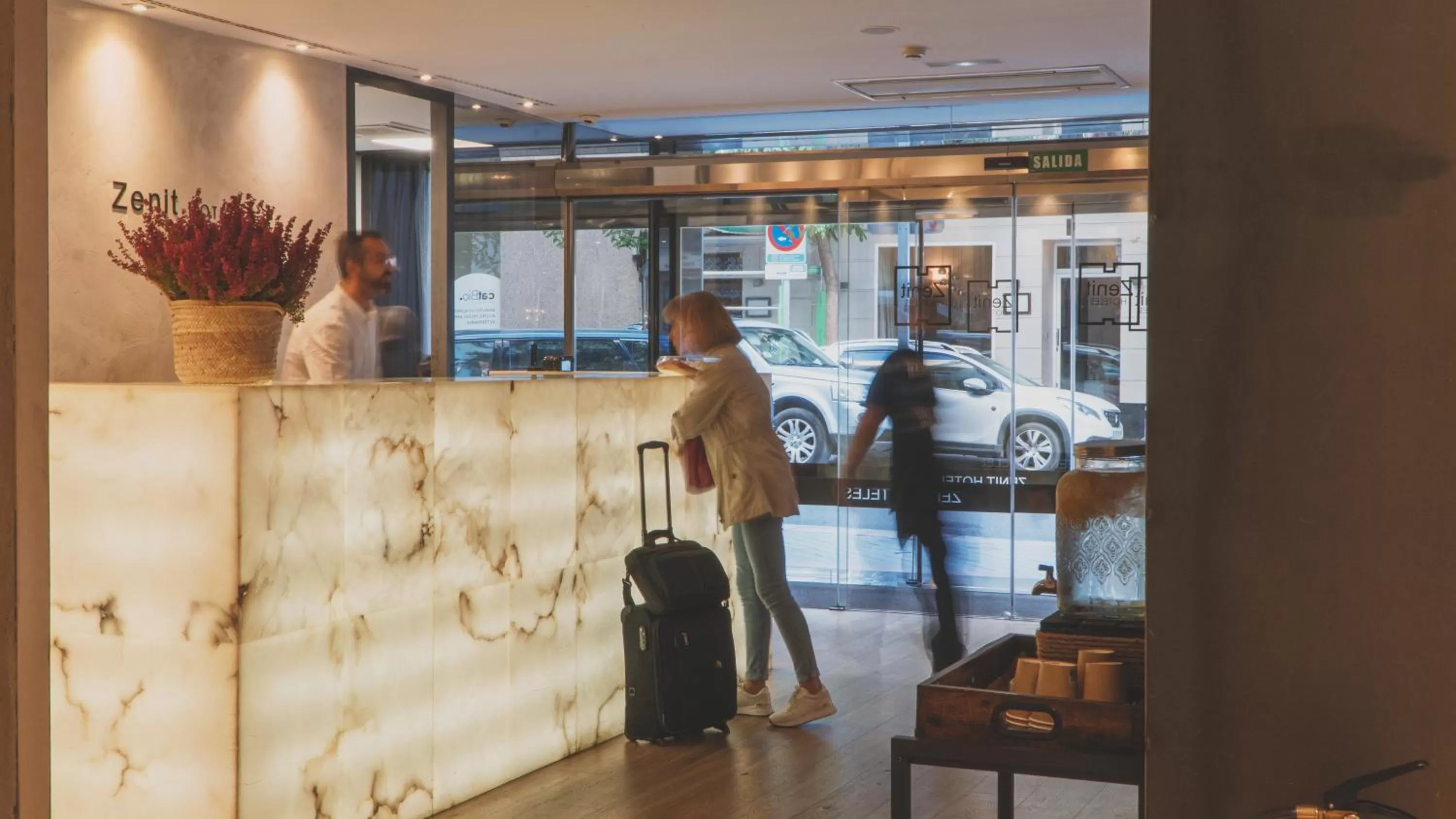 Lobby or reception in Zenit Abeba