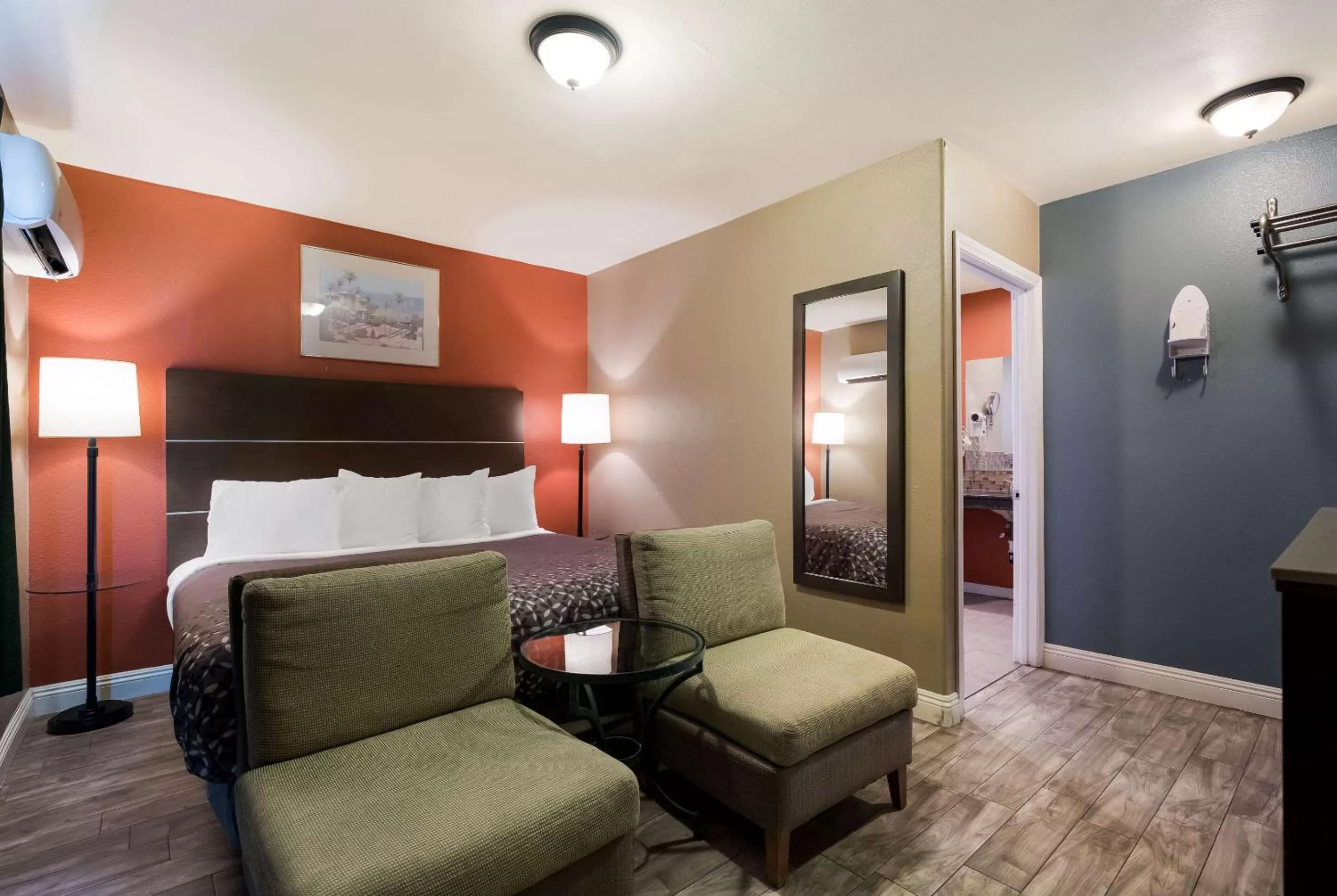 Bed in Rodeway Inn near Coachella