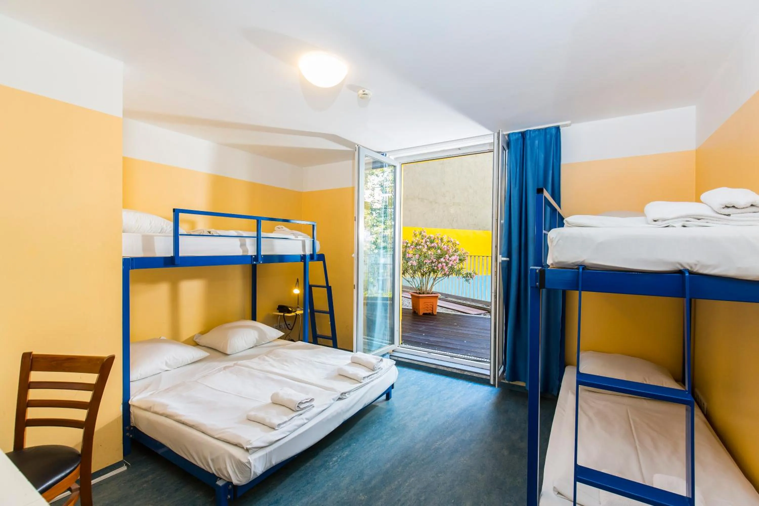 Photo of the whole room, Bed in Pegasus Hostel Berlin