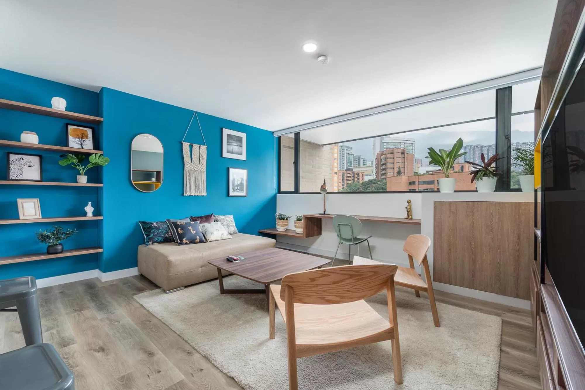 Living room in Apartamentos Go Living & Suites by HOUSY HOST