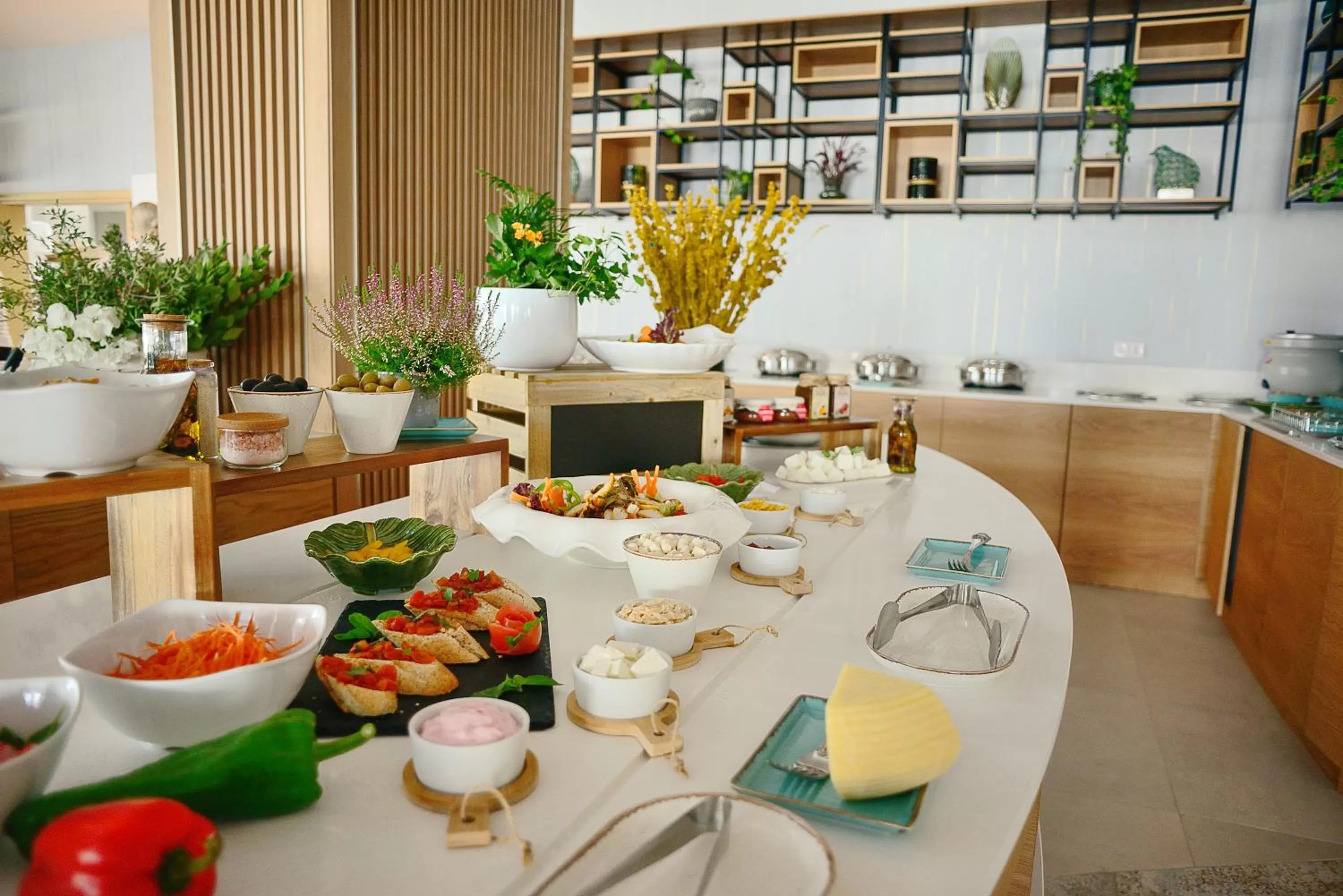 Restaurant/places to eat in At Herbal Boutique Hotel & Spa