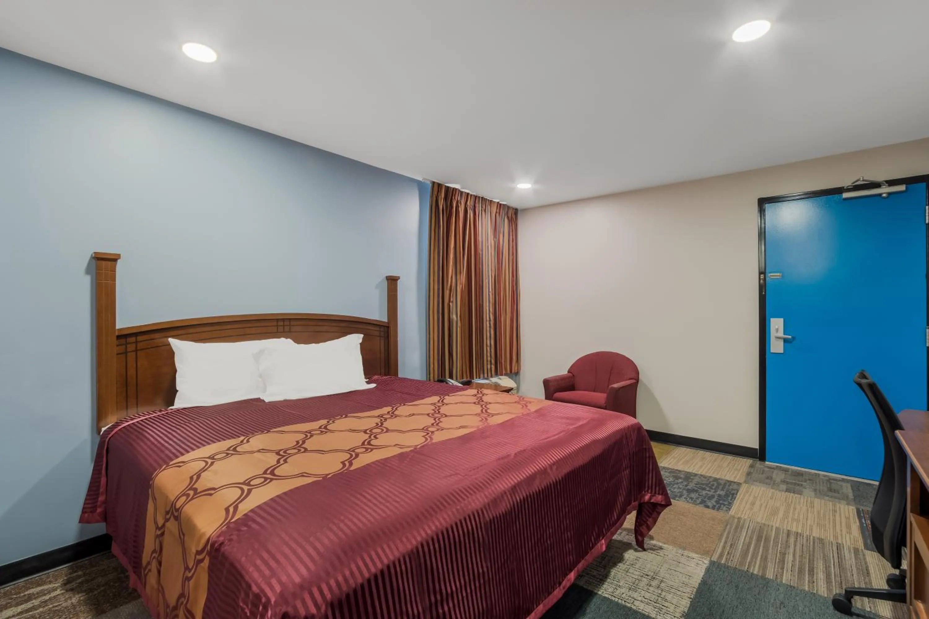 Bed in Rodeway Inn Augusta West - Fort Gordon