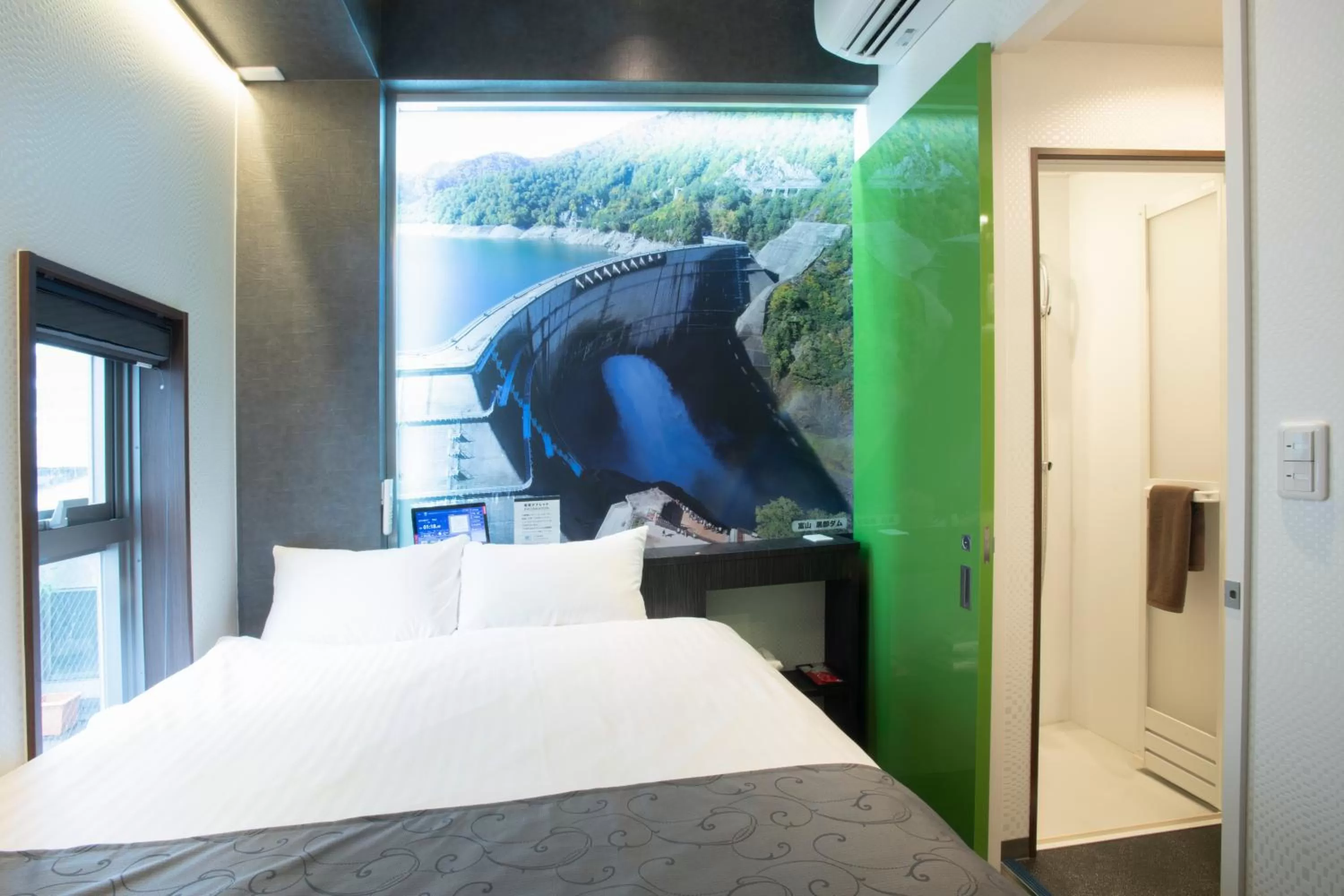 Photo of the whole room, Bed in Pinpon Hotel Hiroshima