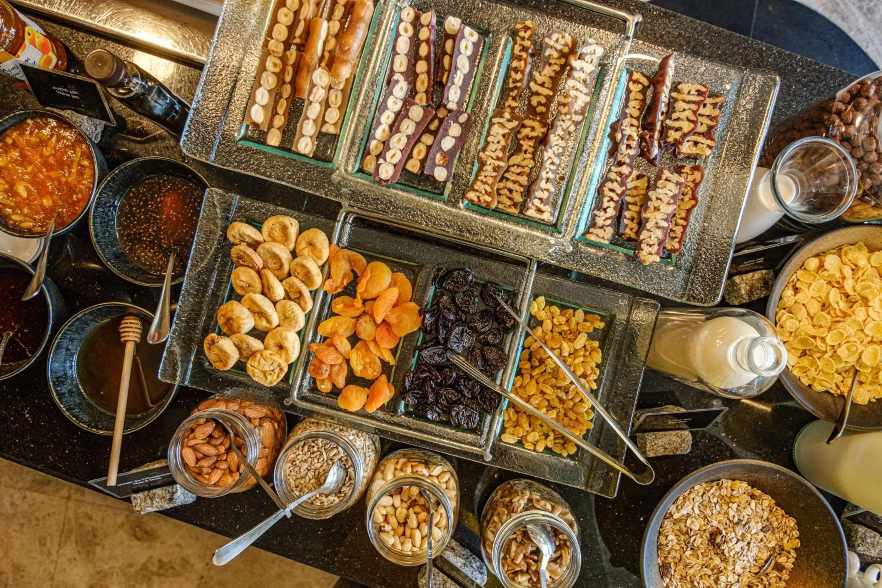 Restaurant/places to eat in Radisson Blu Hotel Batumi