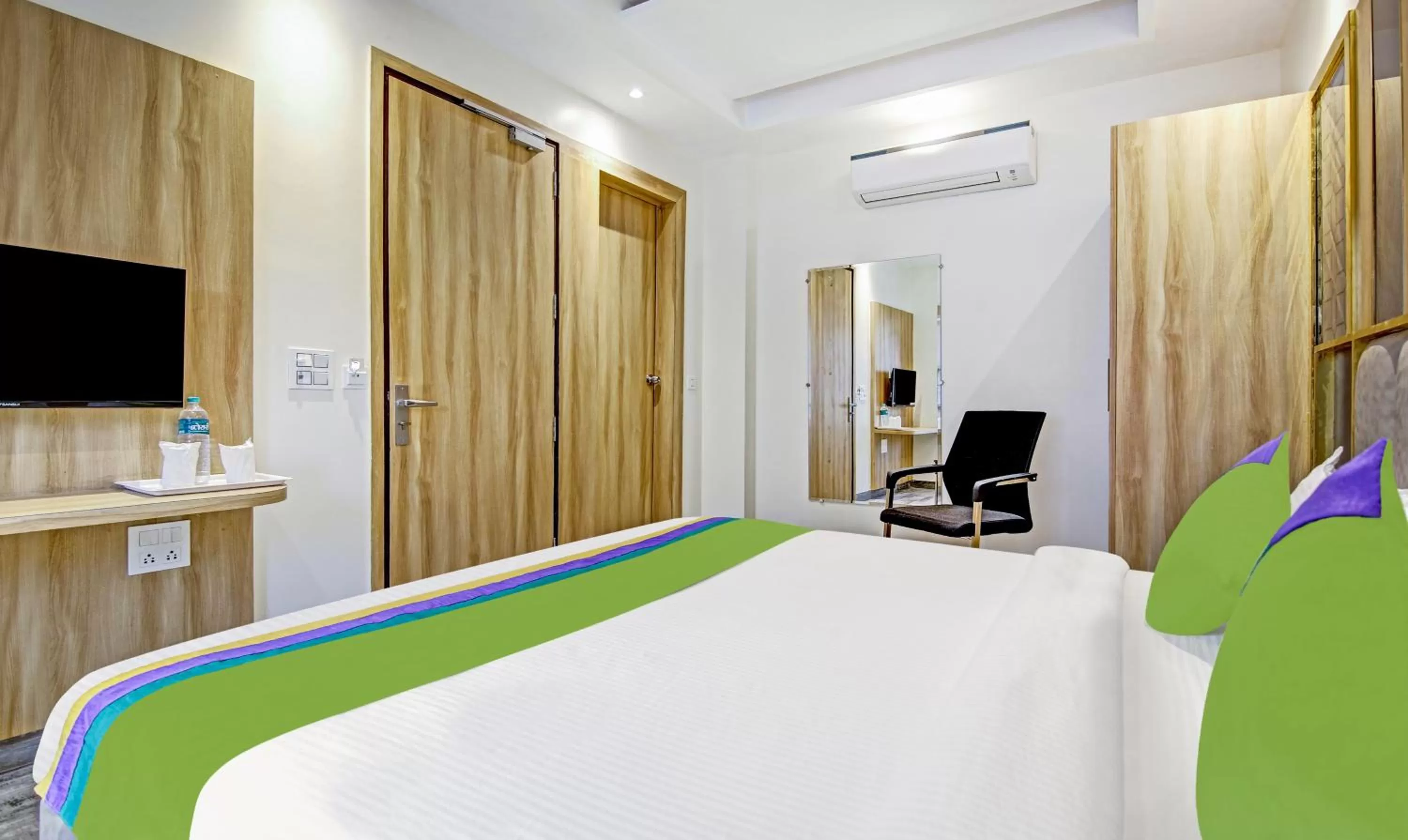 Bed in Treebo Stellar Inn