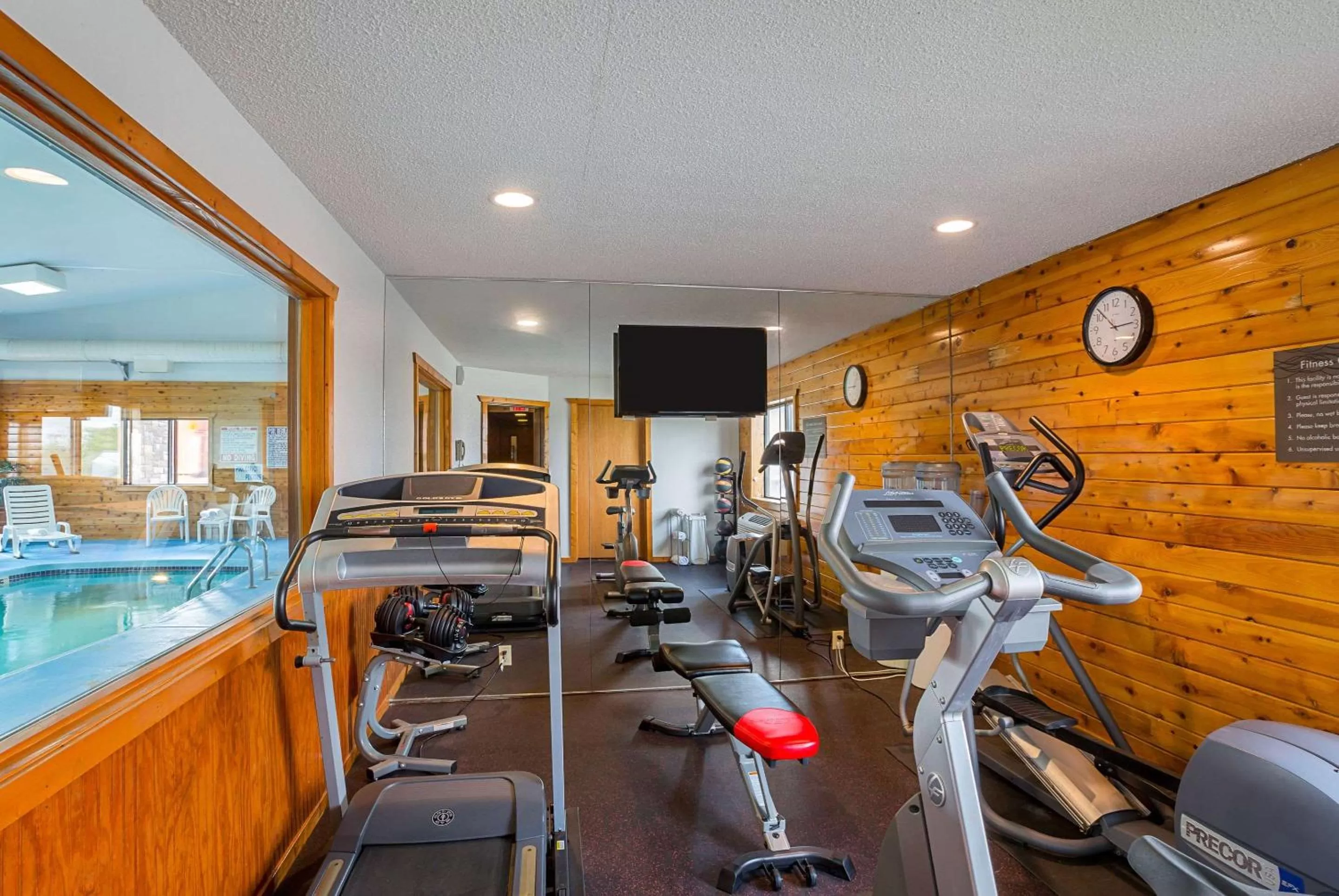 Fitness centre/facilities in Quality Inn York