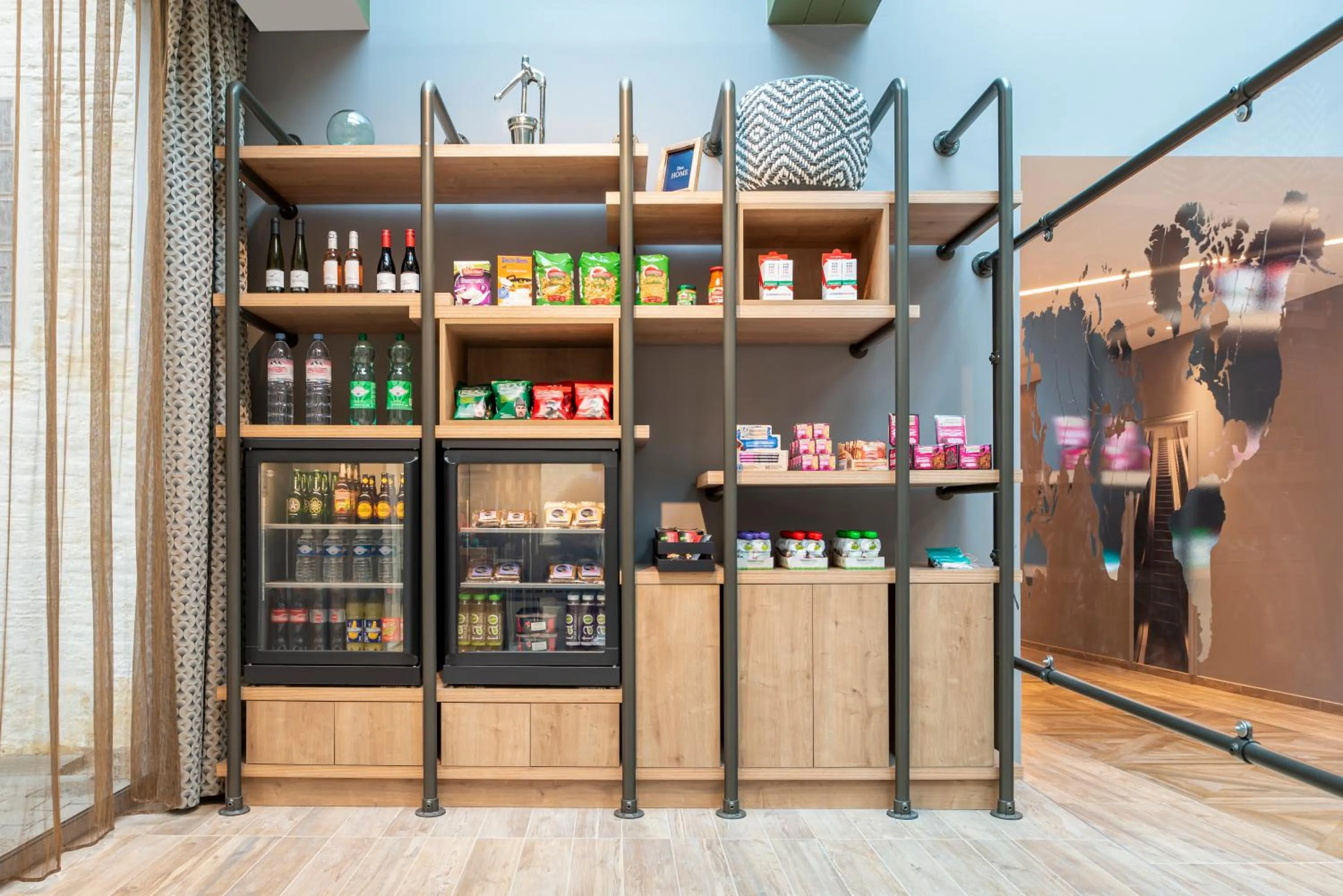 On-site shops in Aparthotel Adagio Lille Centre Grand Place