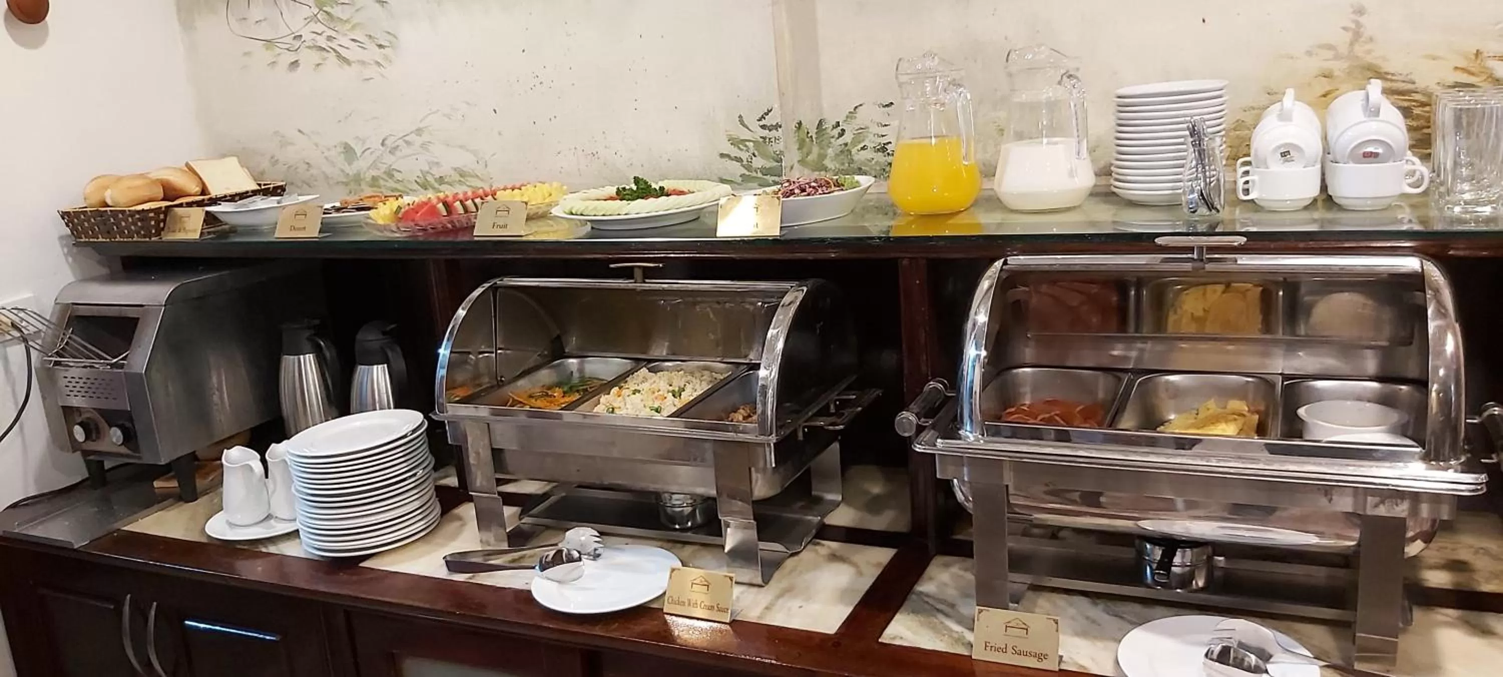 Restaurant/places to eat in Hanoi Endless Hotel