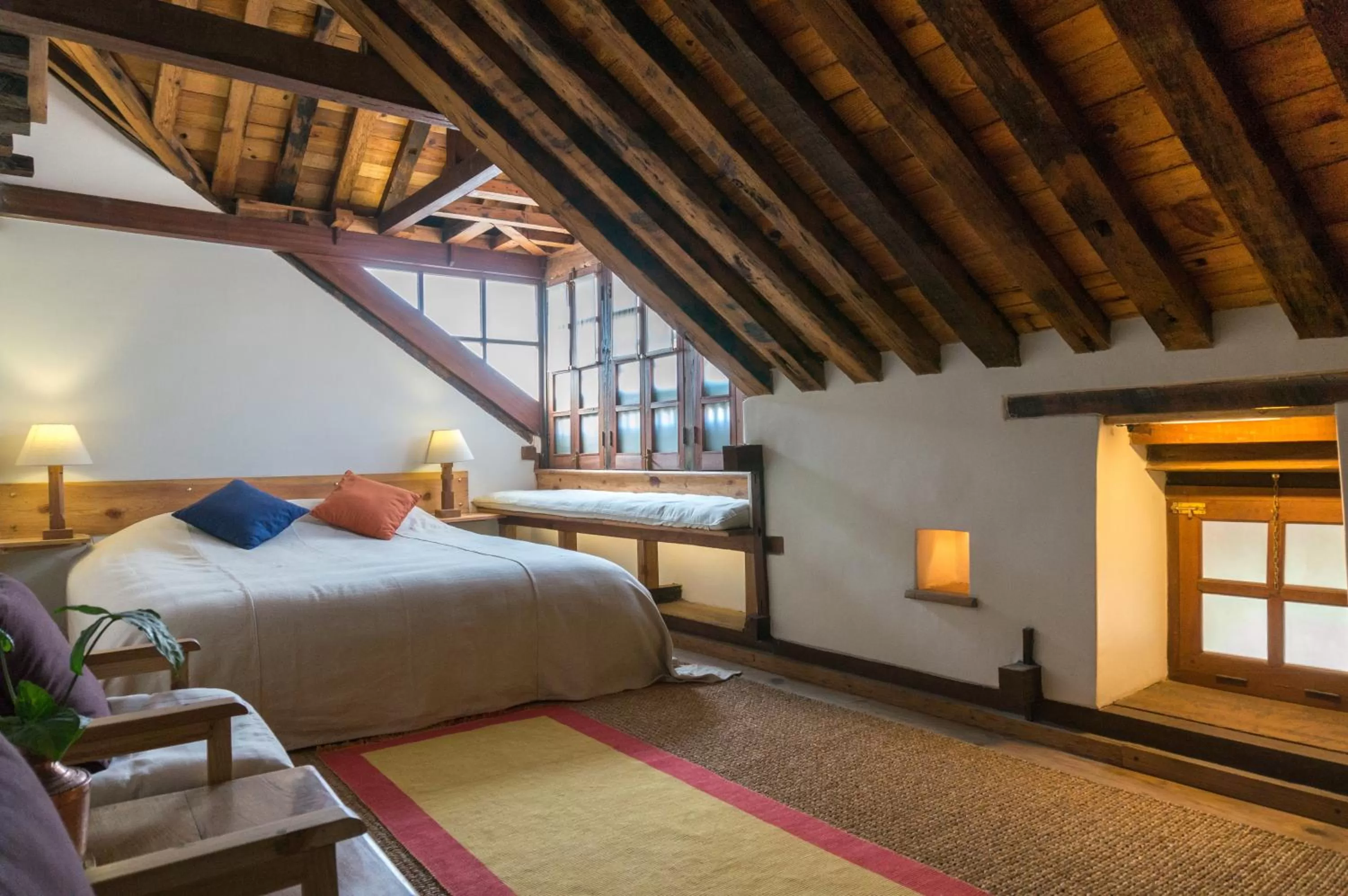 Photo of the whole room, Bed in The Inn Patan