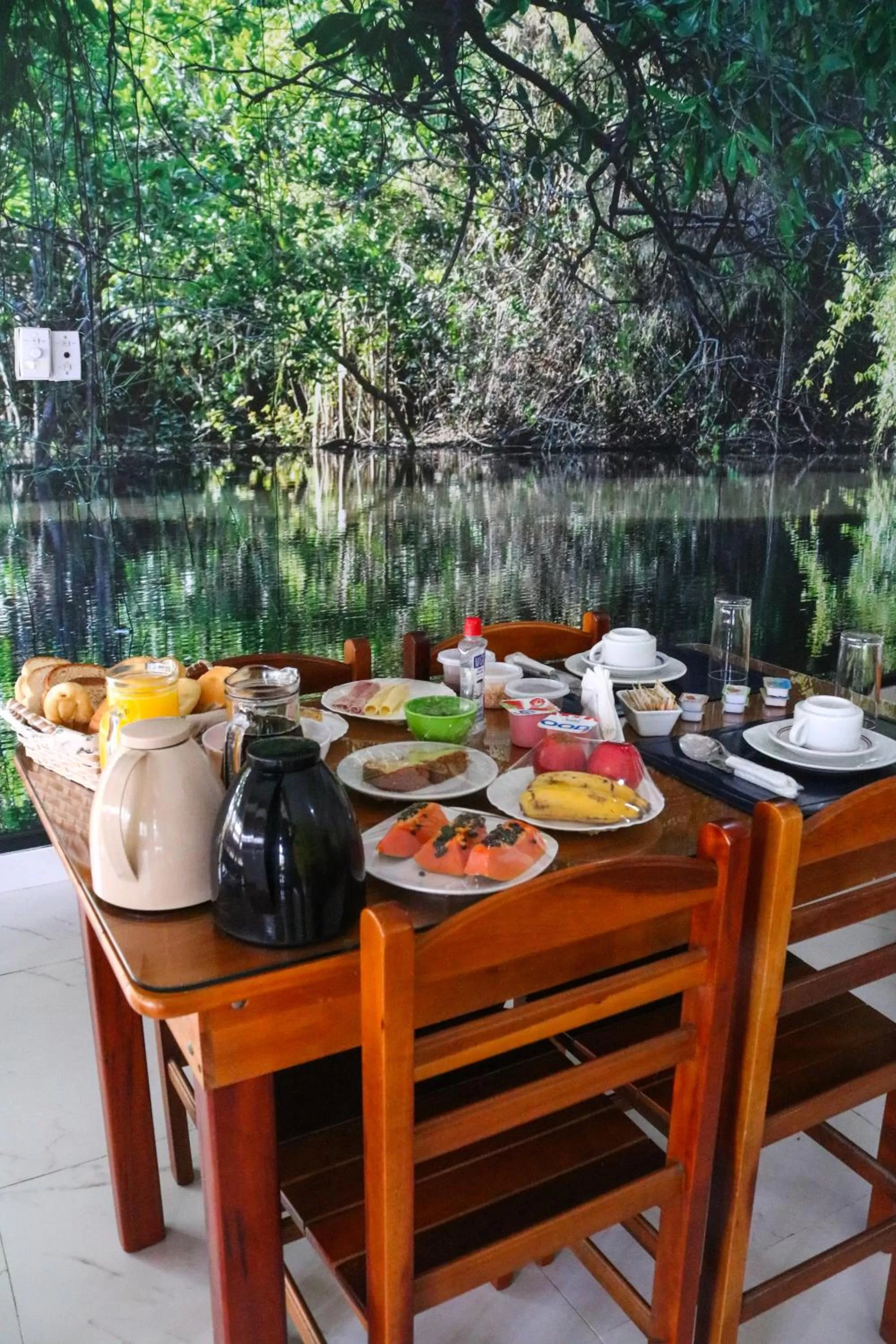 Breakfast in Pousada Do Suiá