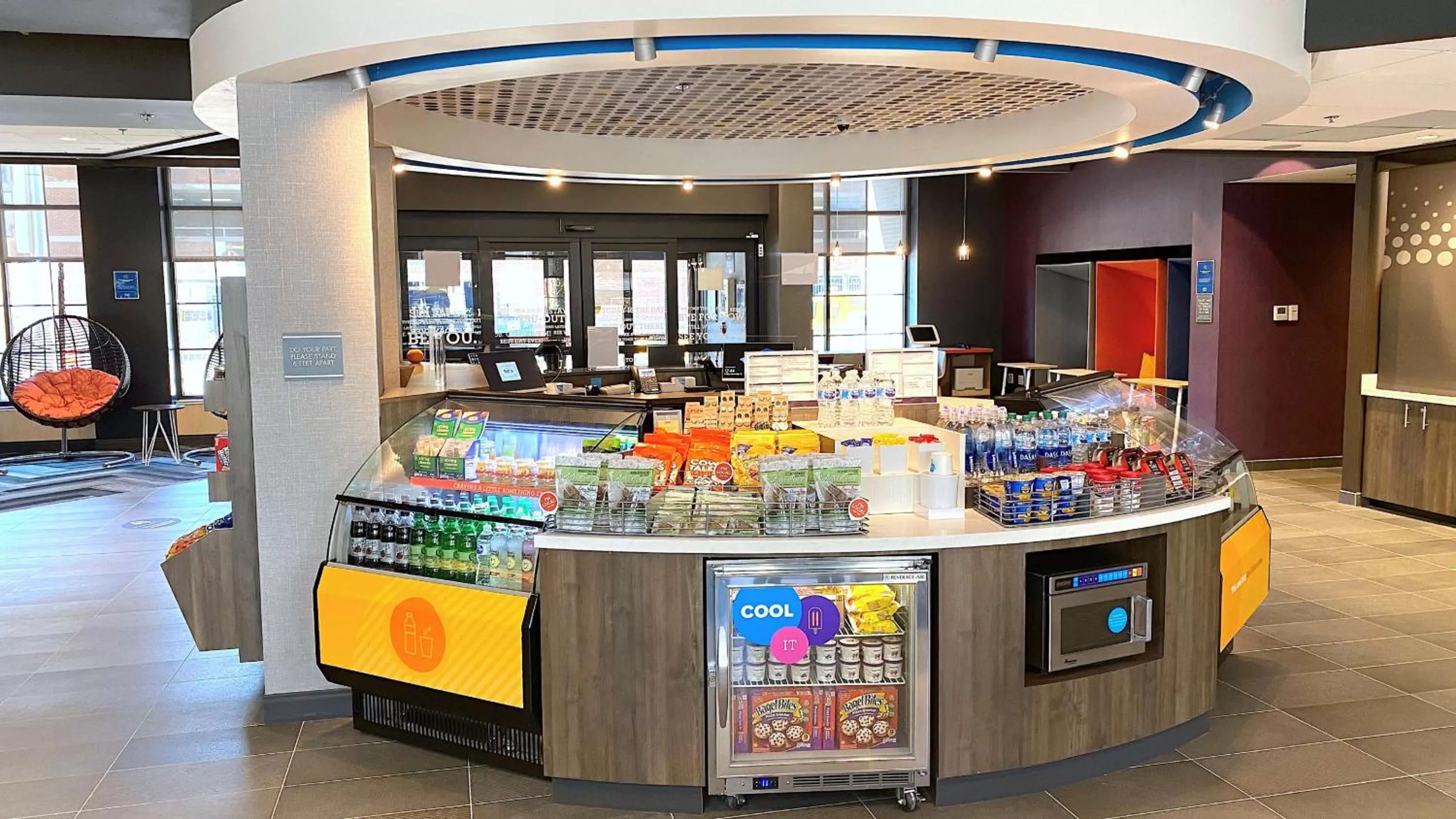 Restaurant/places to eat in Tru By Hilton Baltimore Harbor East