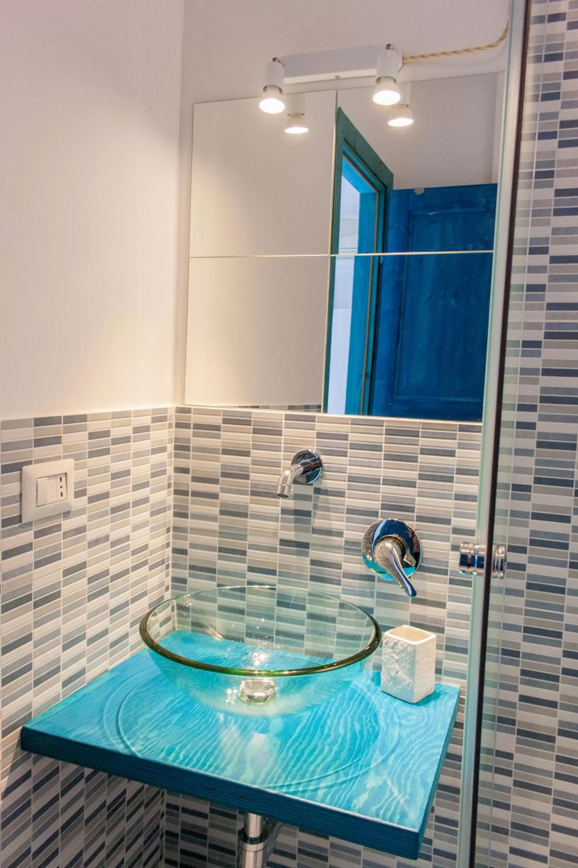 Bathroom in Borgo Marino Suite B&B