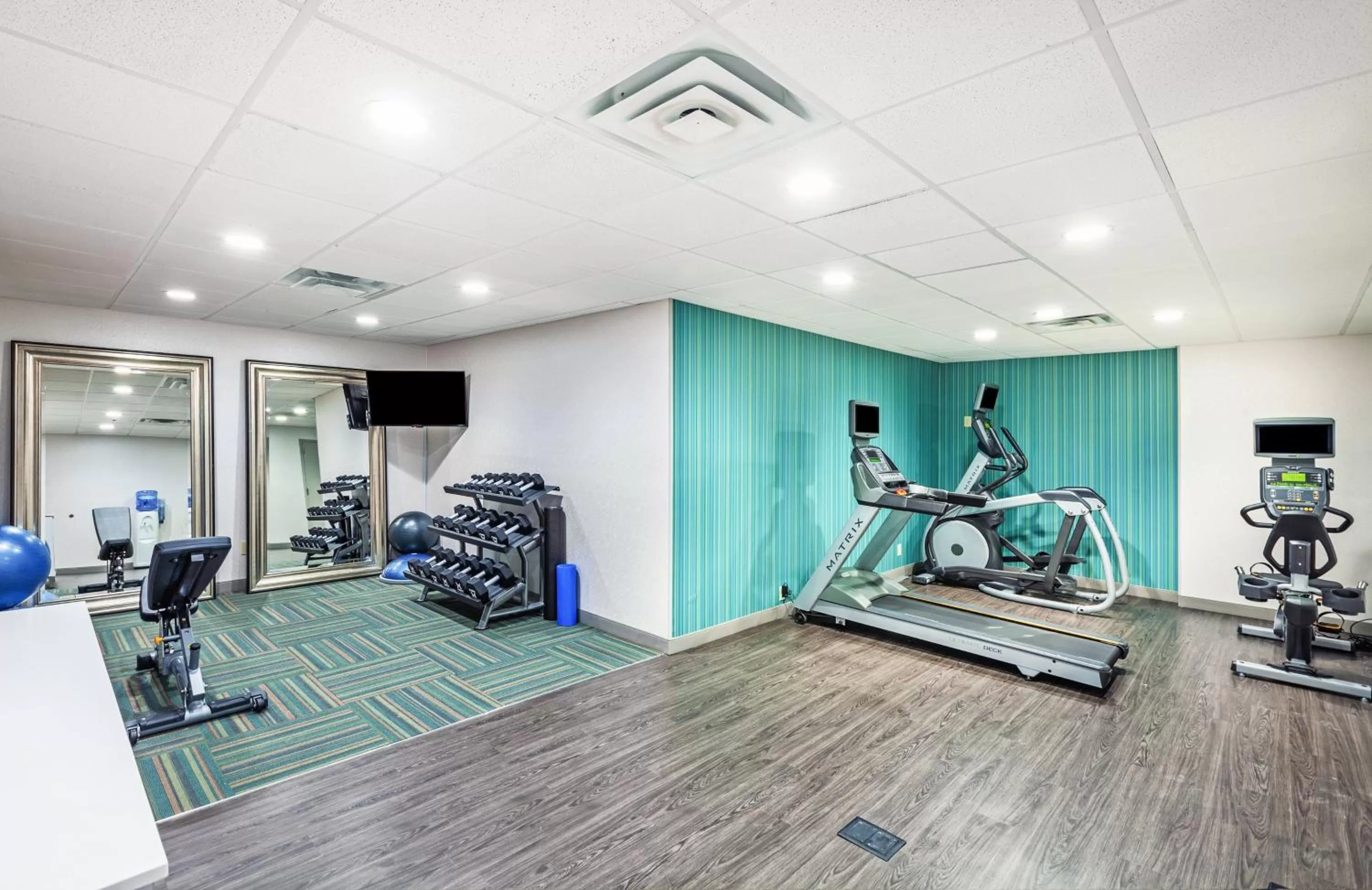 Fitness centre/facilities in Holiday Inn Express & Suites Baton Rouge East by IHG