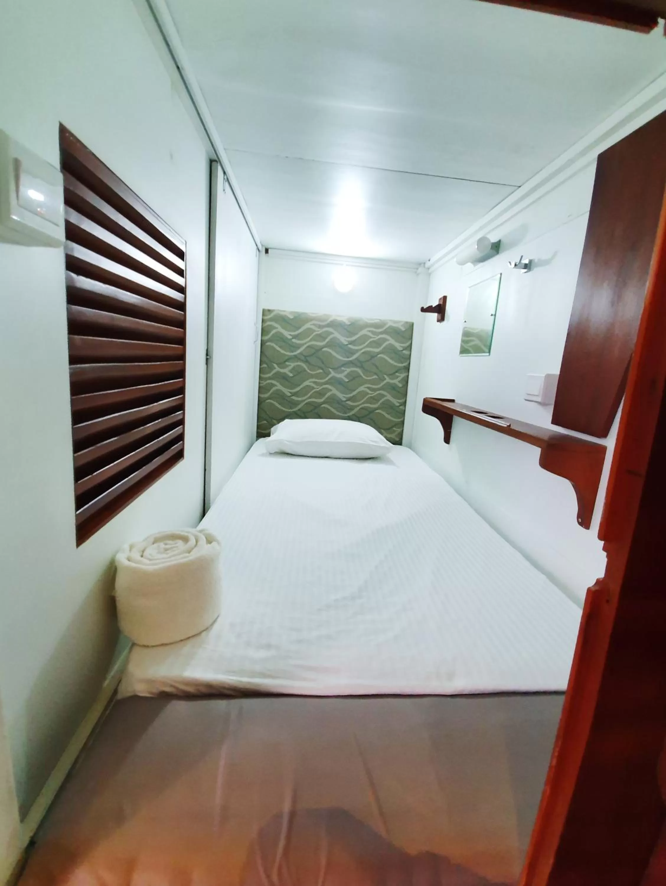 bunk bed, Bed in Bed Station 210